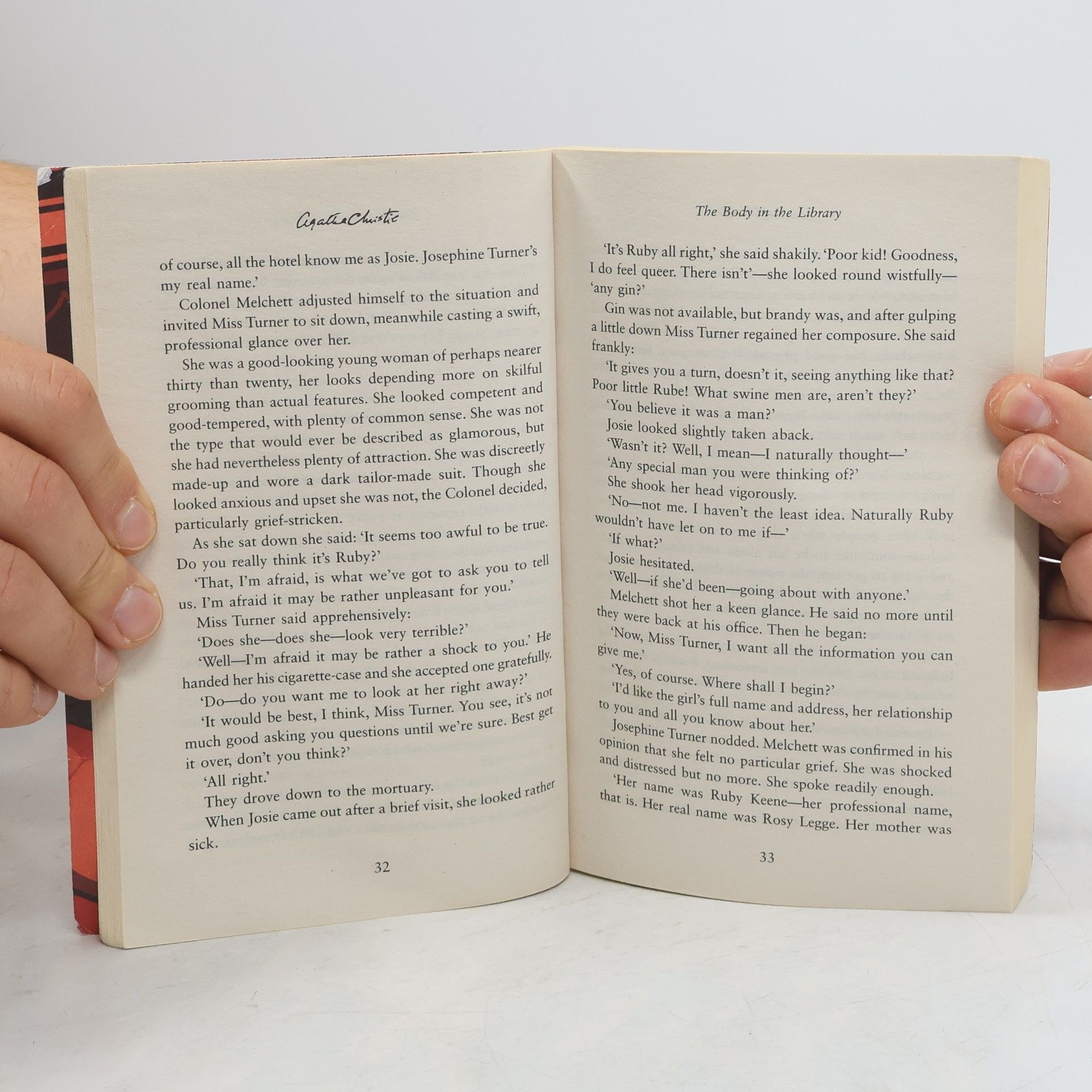 Agatha Christie The Body in the Library
