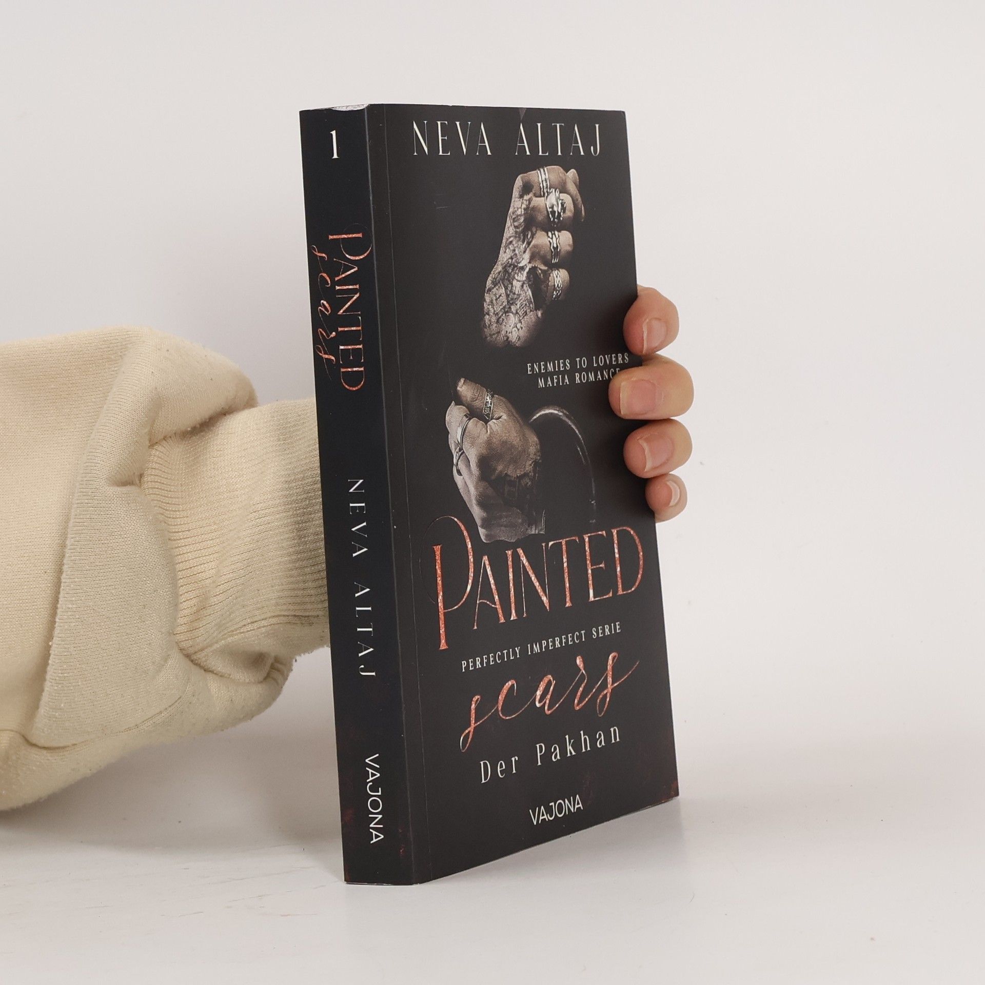 Neva Altaj Painted Scars - Der Pakhan / Perfectly Imperfect Bd.1