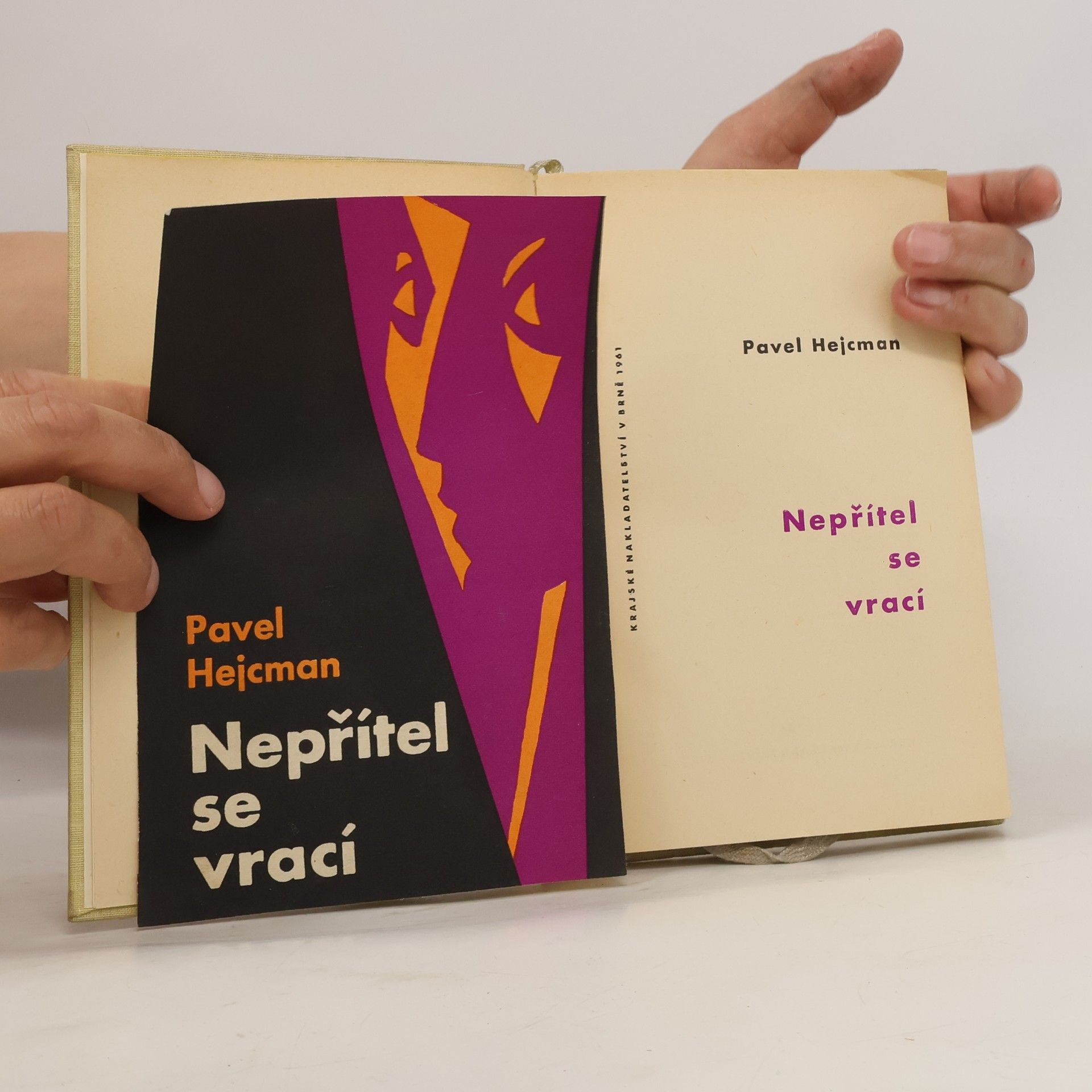 Pavel Hejcman Nepřítel se vrací