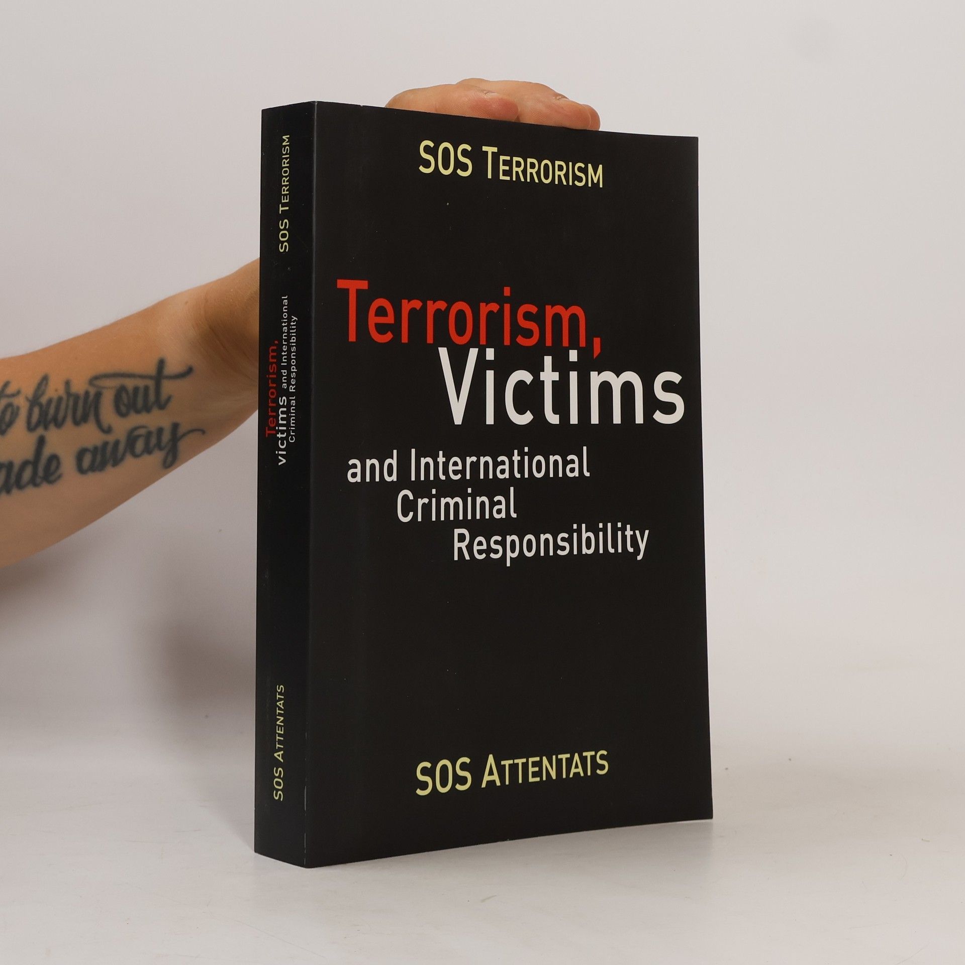 Various authors Terrorism, Victims and International Criminal Responsibility
