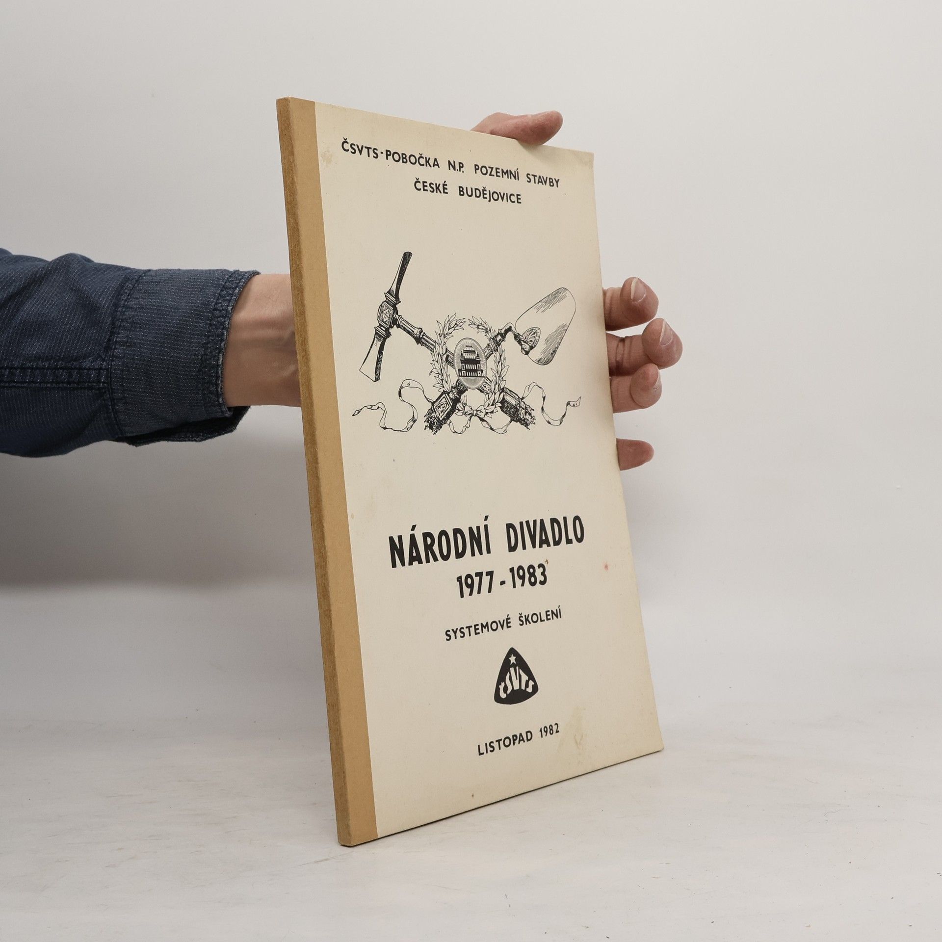 Autores varios Národní divadlo 1977 - 1983. Systemové školení o způsobu realizace stavby.