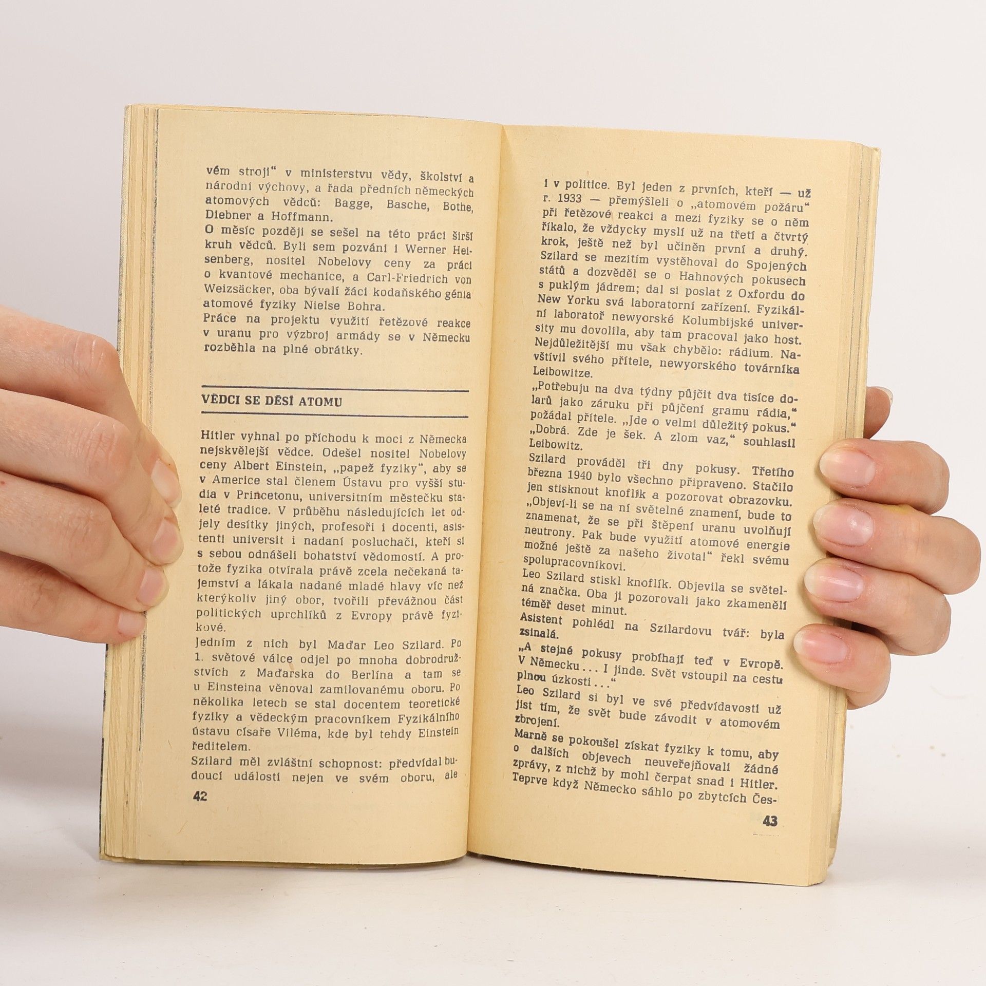 František Kafka Výbuch v podzemním jezeře