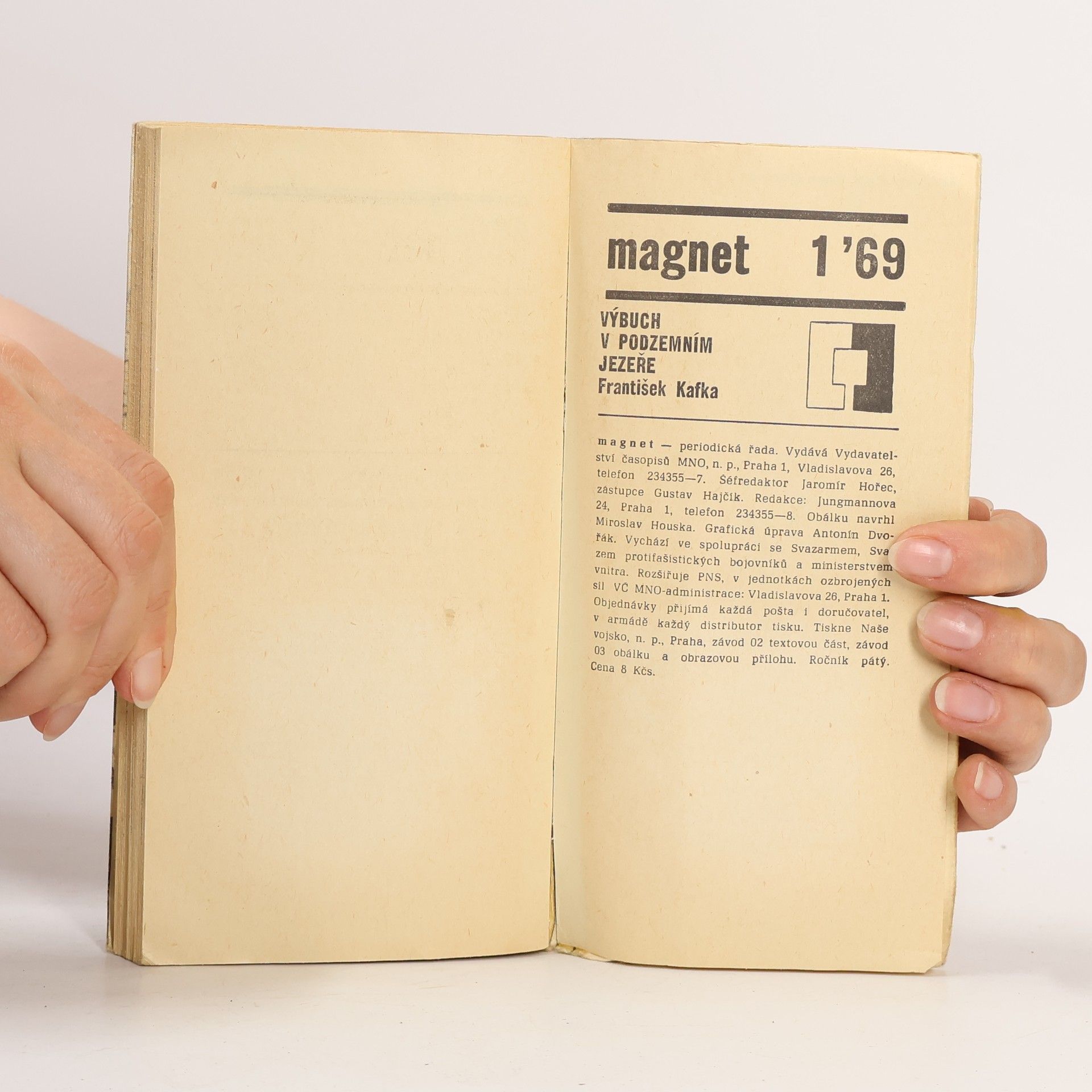 František Kafka Výbuch v podzemním jezeře