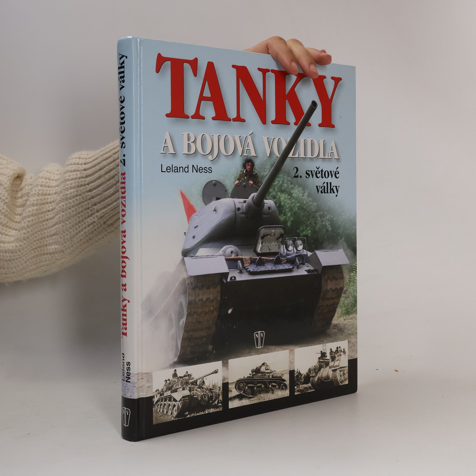 Leland S. Ness Tanky a bojová vozidla 2. světové války