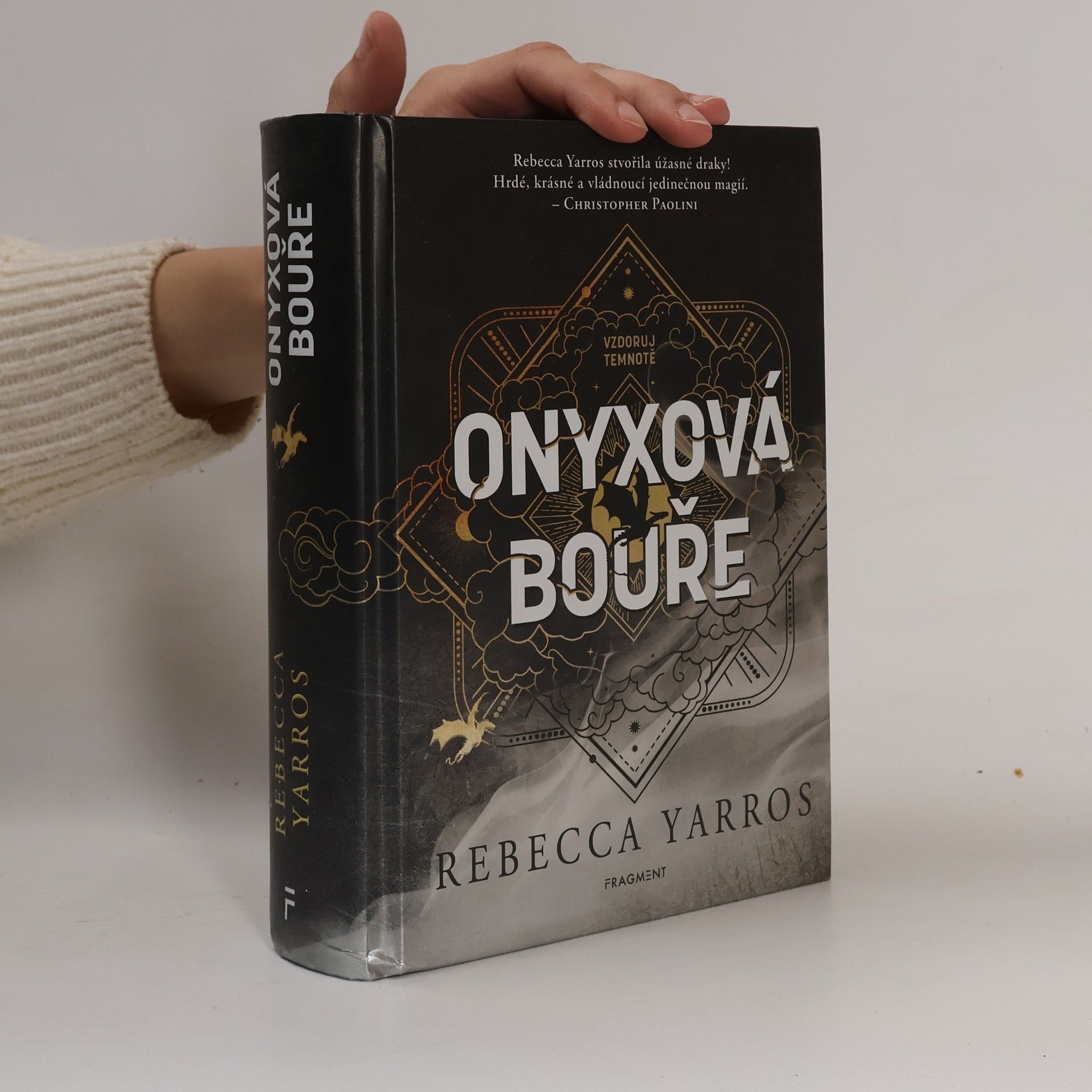 Rebecca Yarros Onyxová bouře