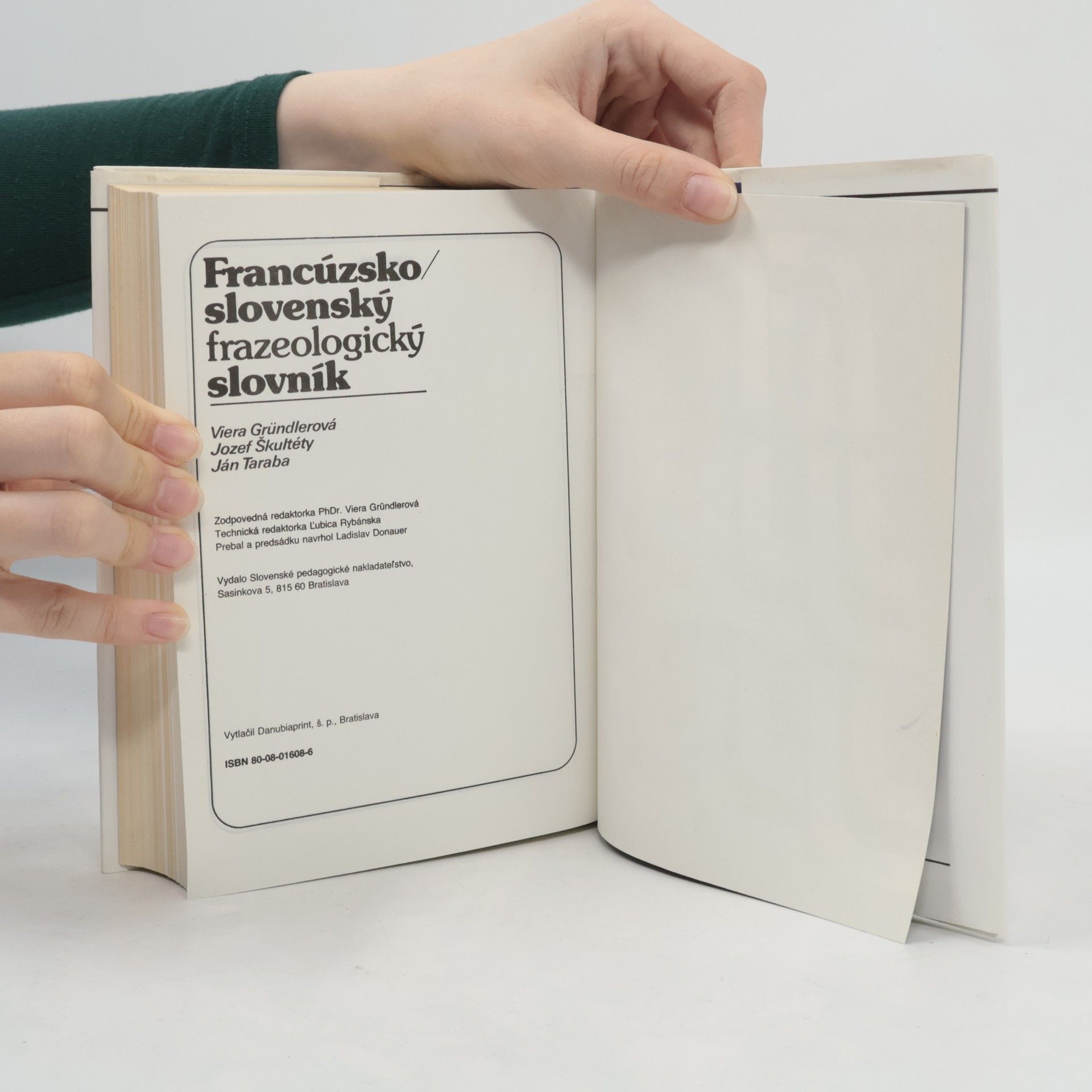 Viera Gründlerová Francúzsko-slovenský frazeologický slovník G-Z