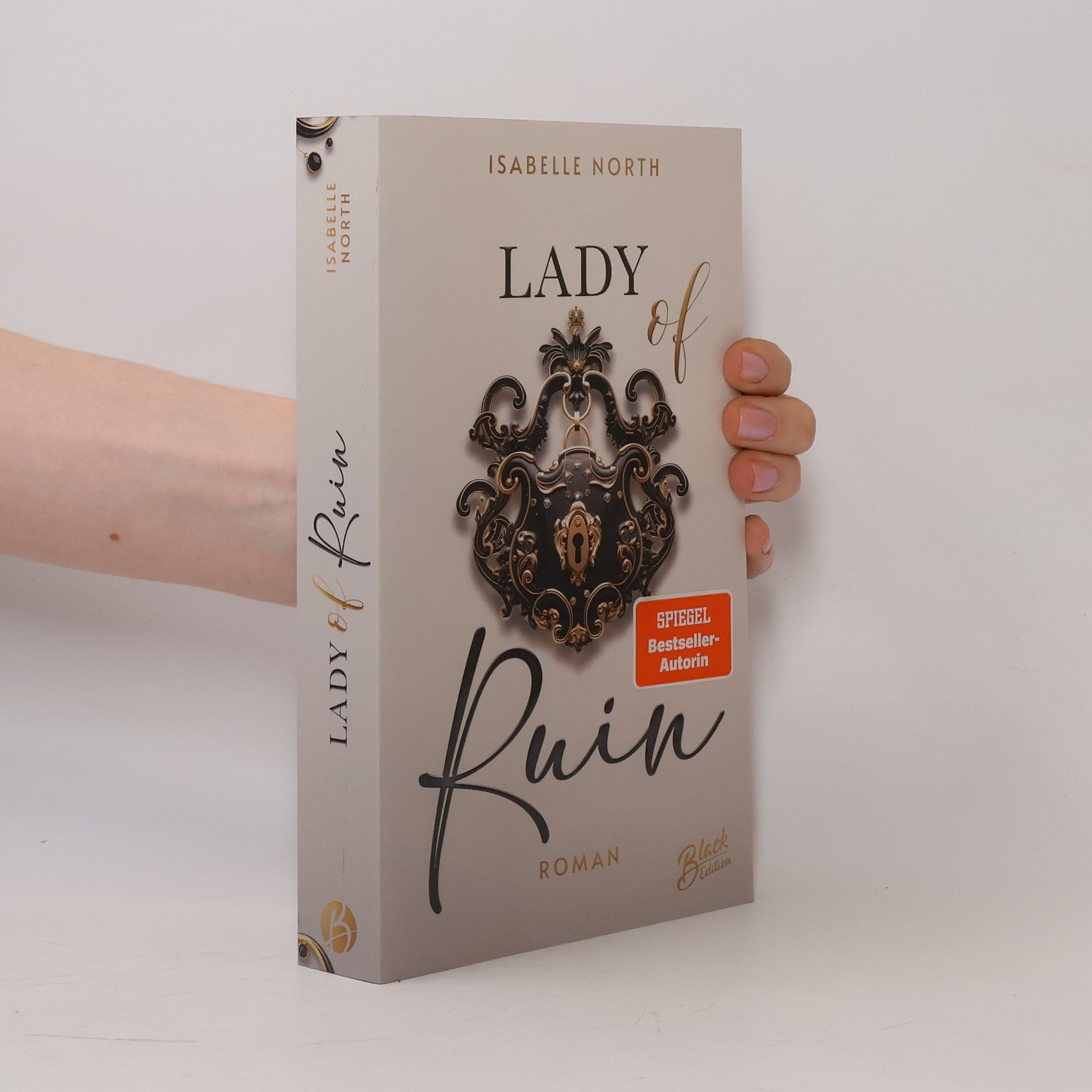Isabelle North Lady of Ruin