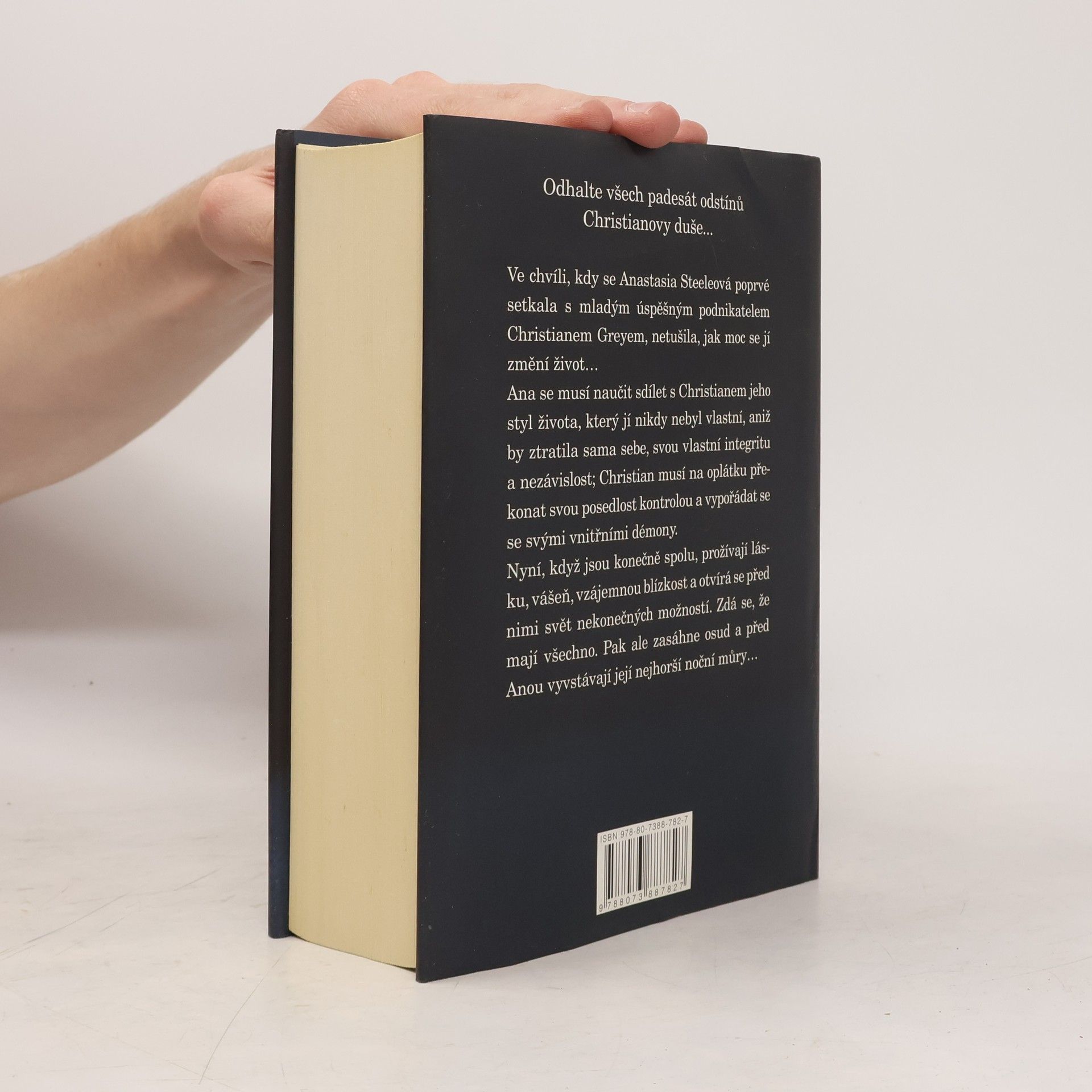 E. L. James Padesát odstínů svobody
