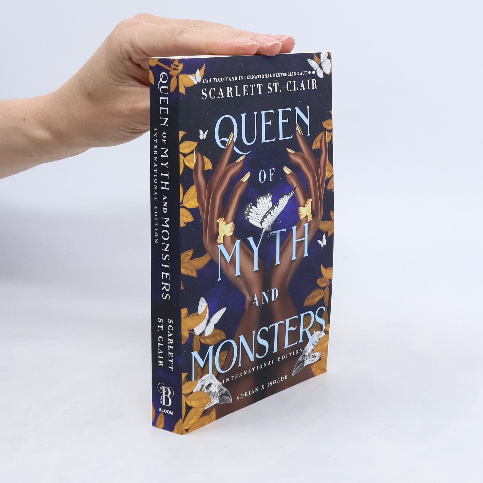 Scarlett St. Clair Queen of Myth and Monsters