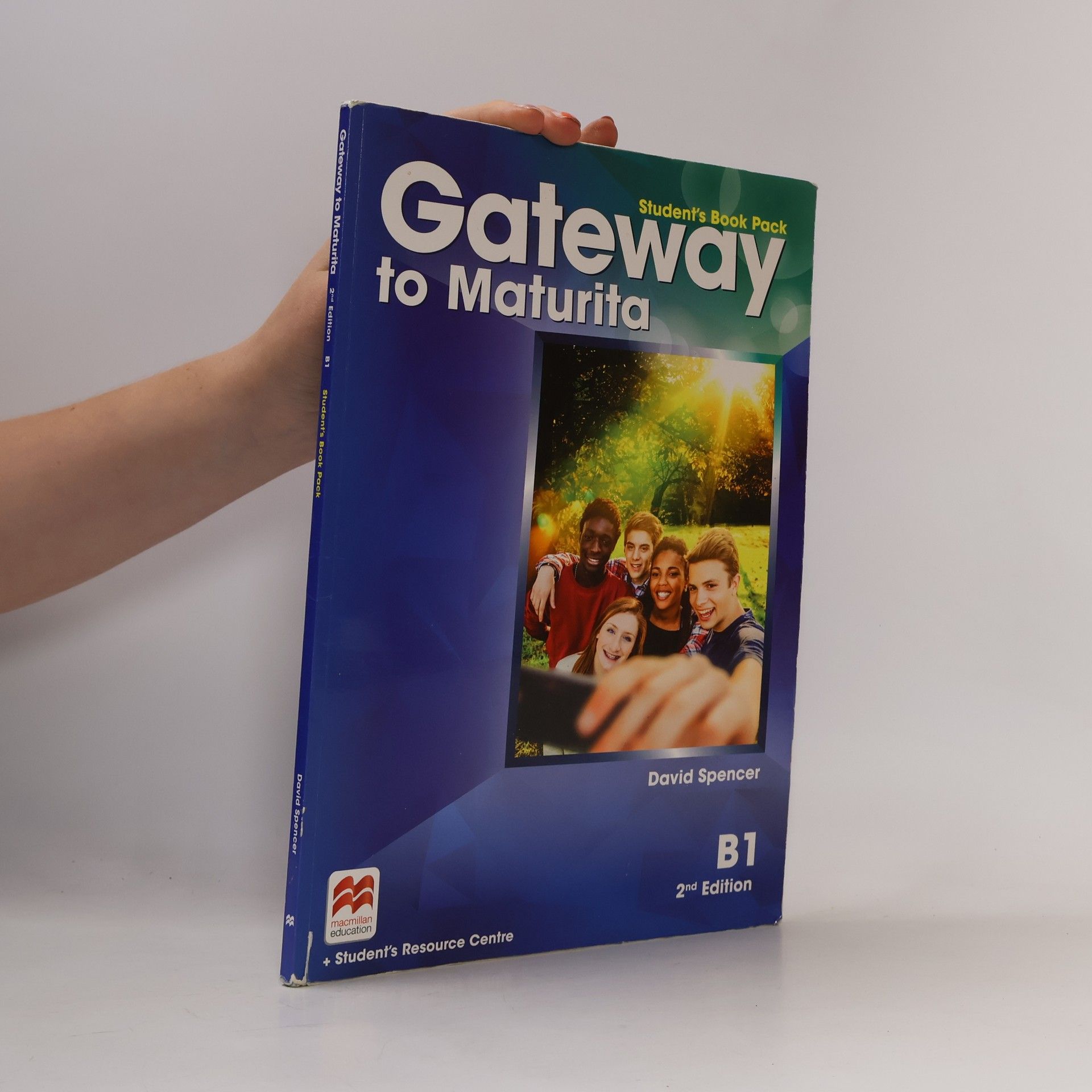 David Spencer Gateway to maturita : B1. Student's book