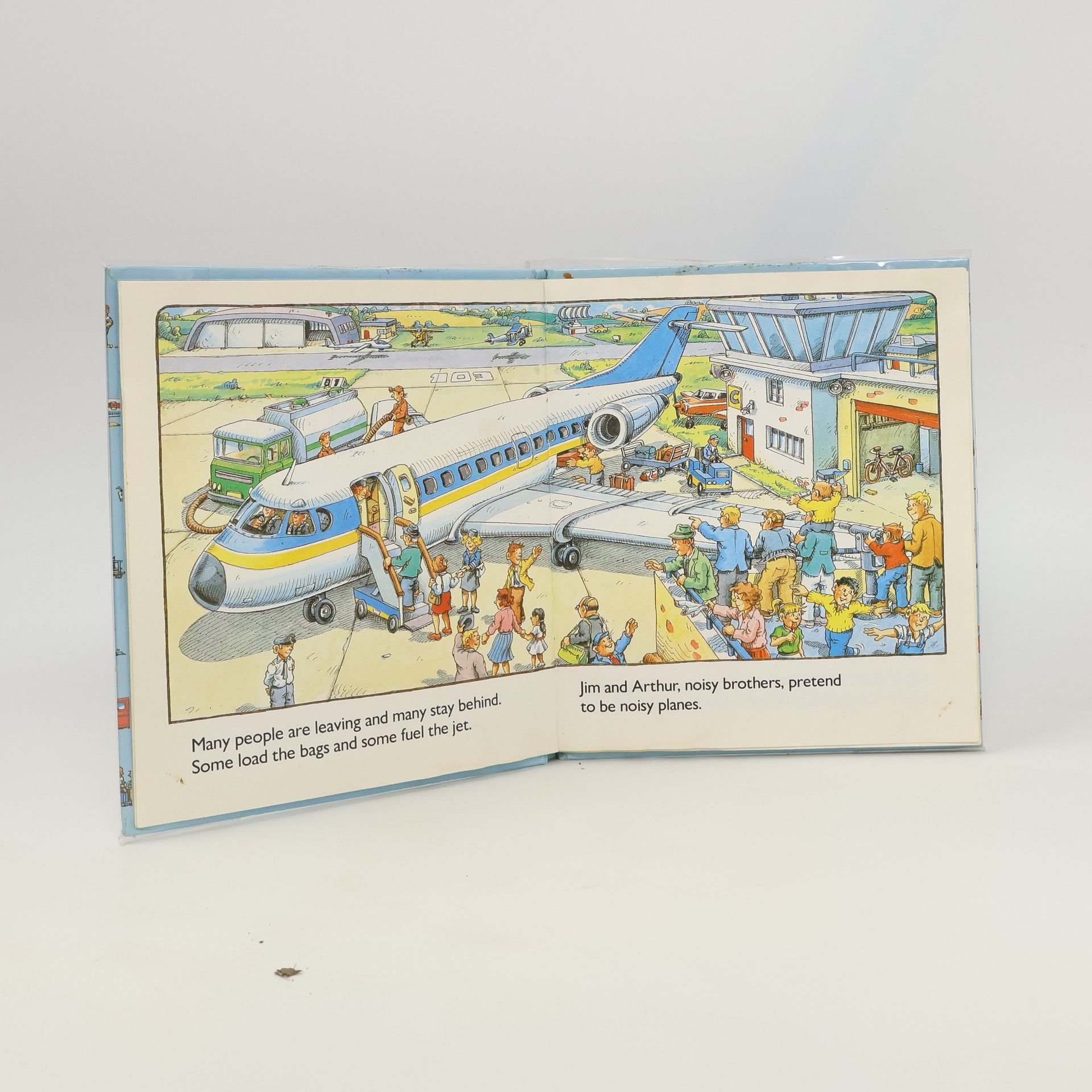 Philippe Dupasquier Busy Places: The Airport