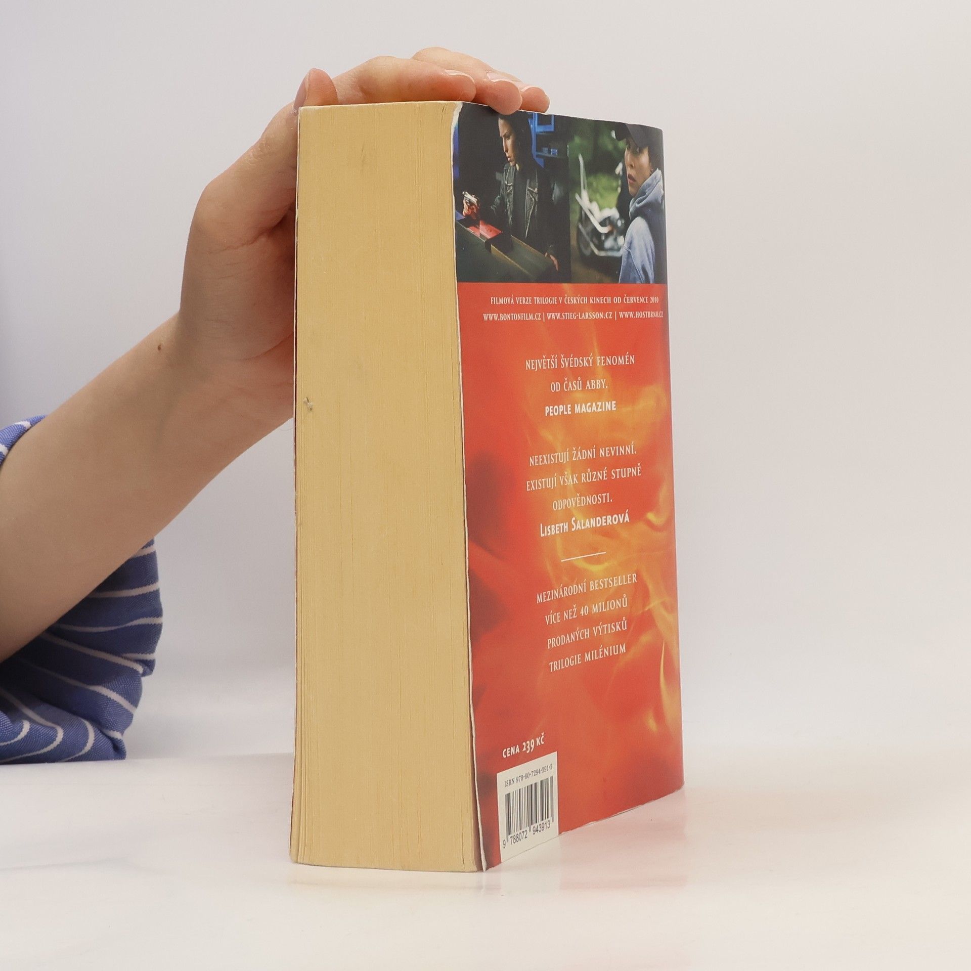 Stieg Larsson Dívka, která si hrála s ohněm