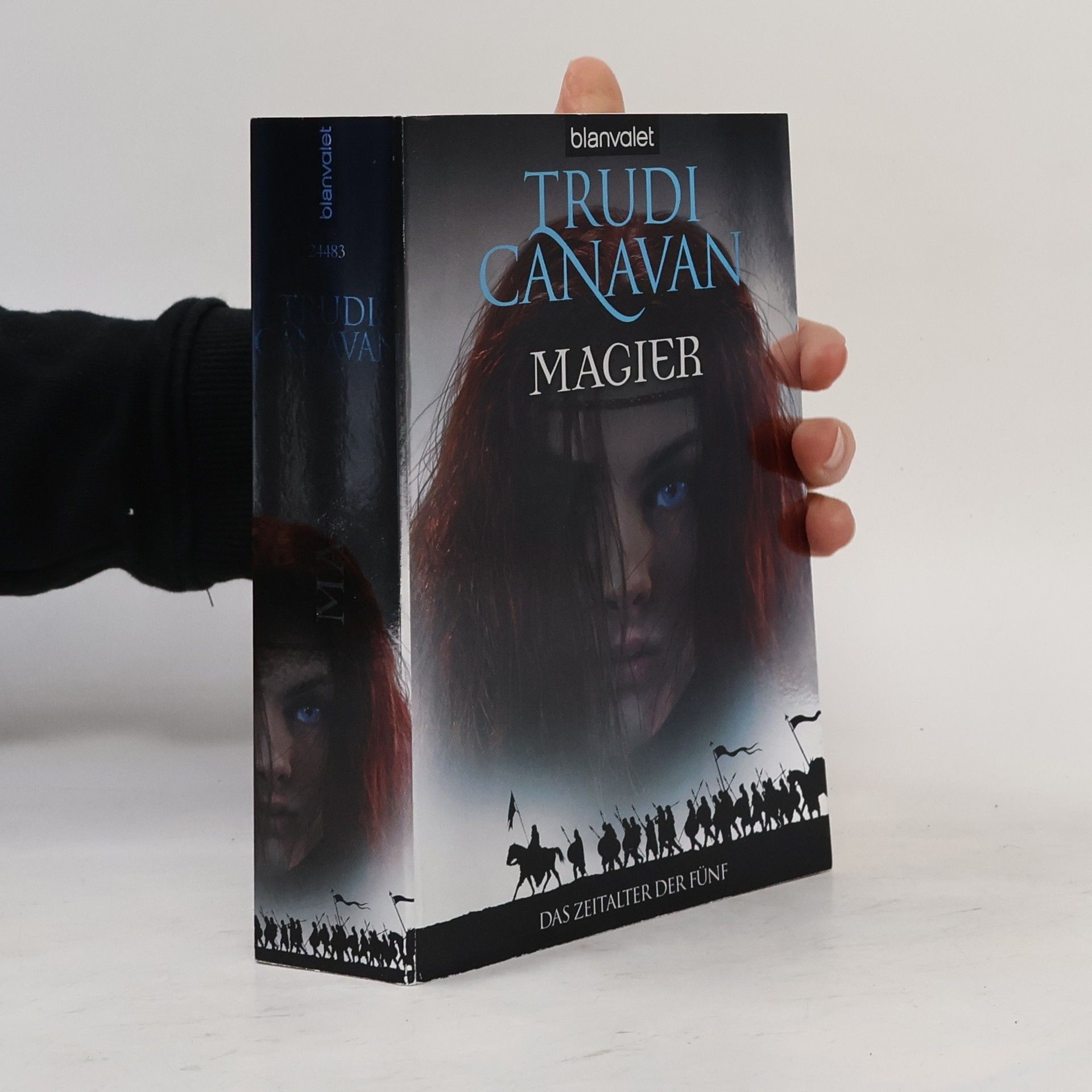 Trudi Canavan Magier