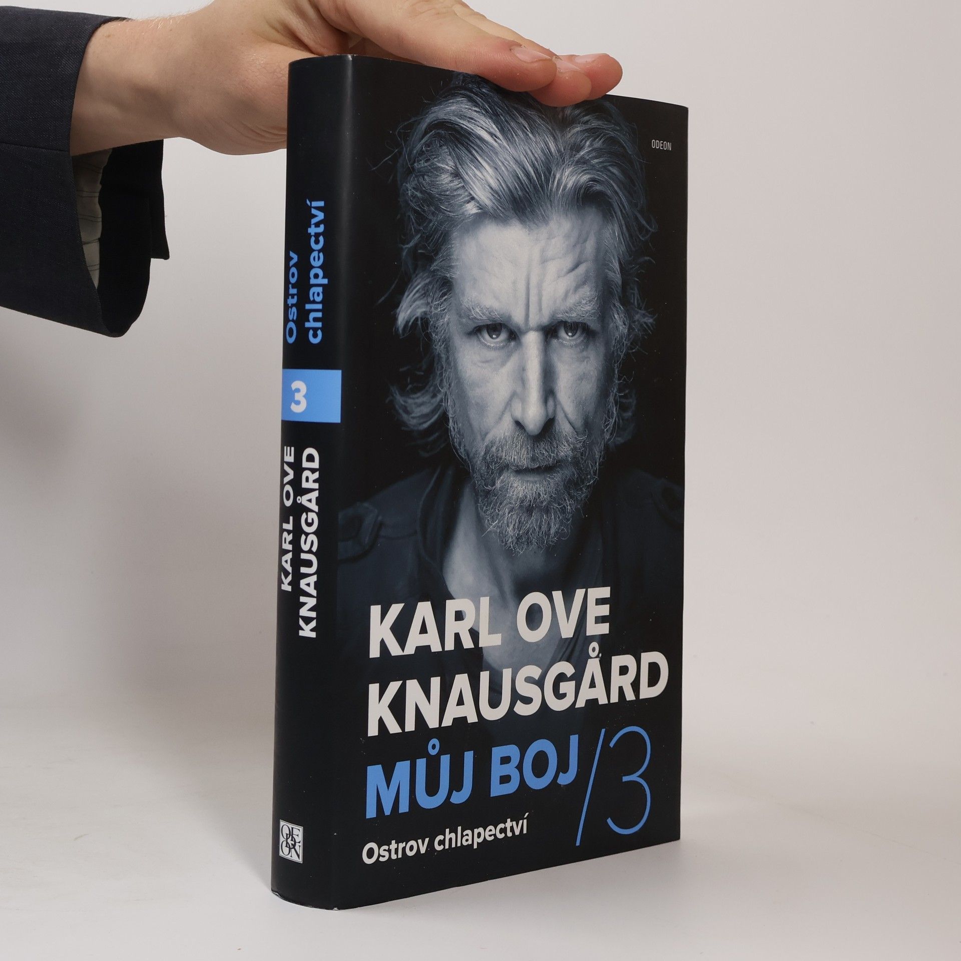Karl Ove Knausgaard Ostrov chlapectví. Můj boj 3