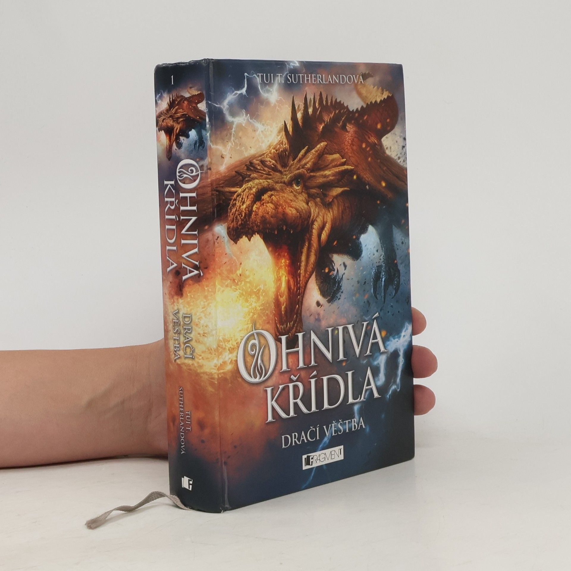 Tui Sutherland Ohnivá křídla. Dračí věštba