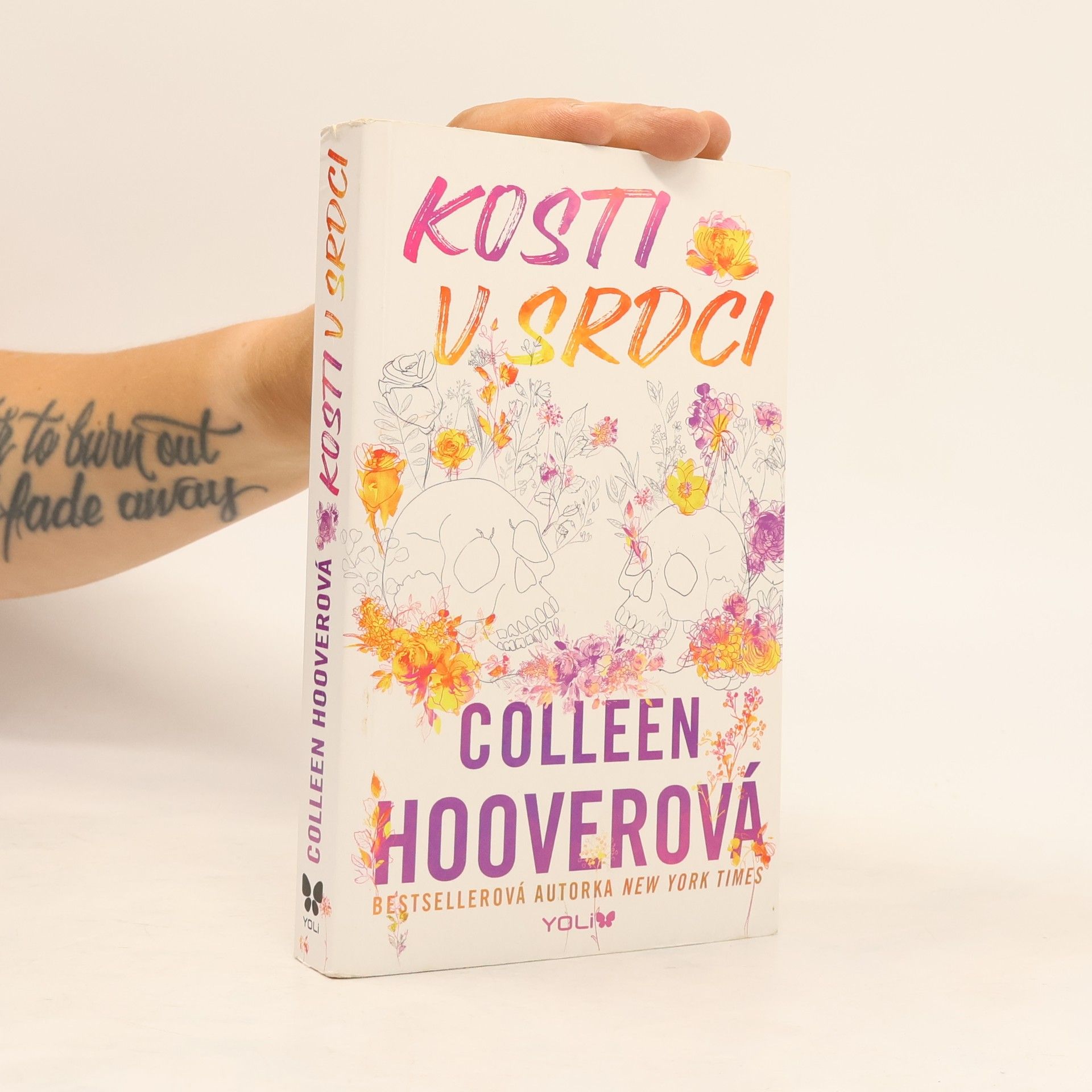 Colleen Hoover Kosti v srdci