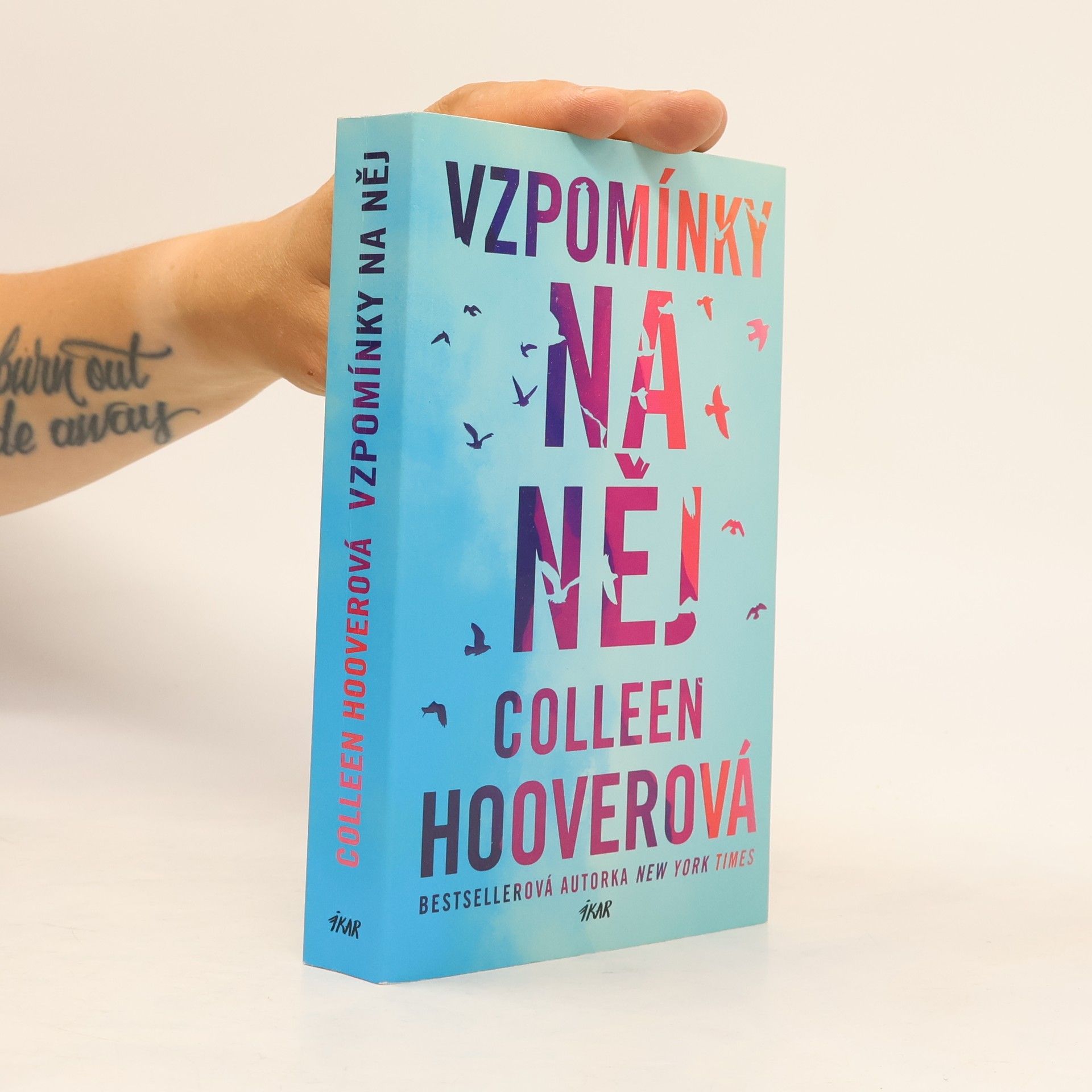 Colleen Hoover Vzpomínky na něj