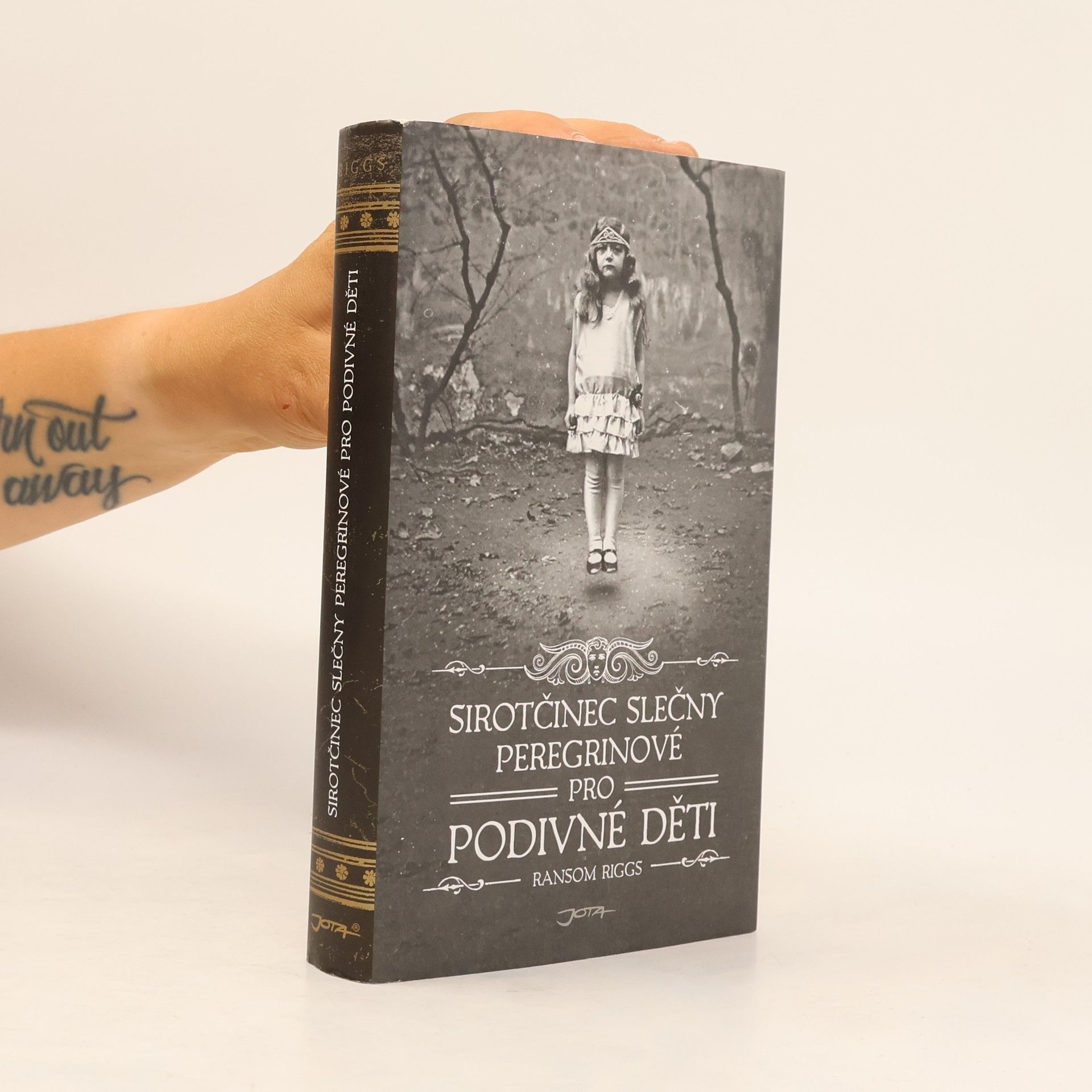 Ransom Riggs Sirotčinec slečny Peregrinové pro podivné děti