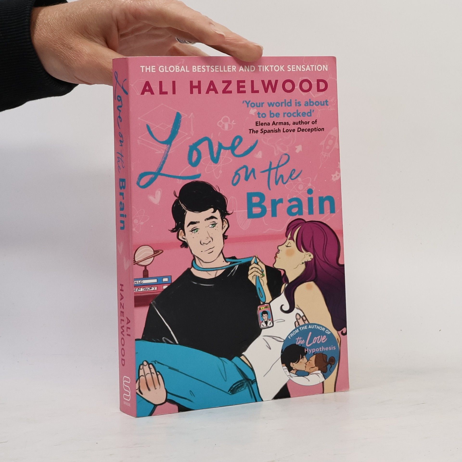 Ali Hazelwood Love on the Brain