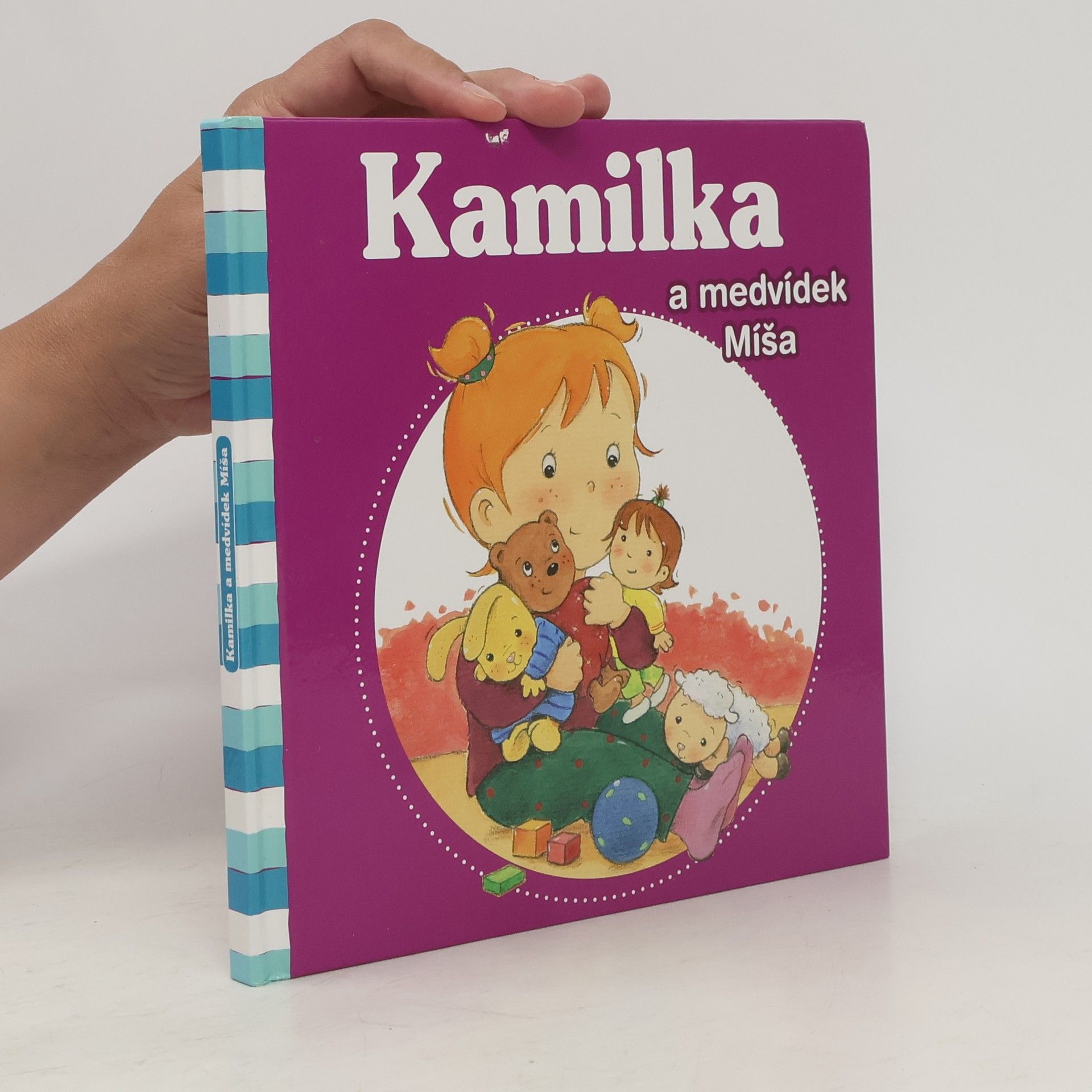 Nancy Delvaux Kamilka a medvídek Míša