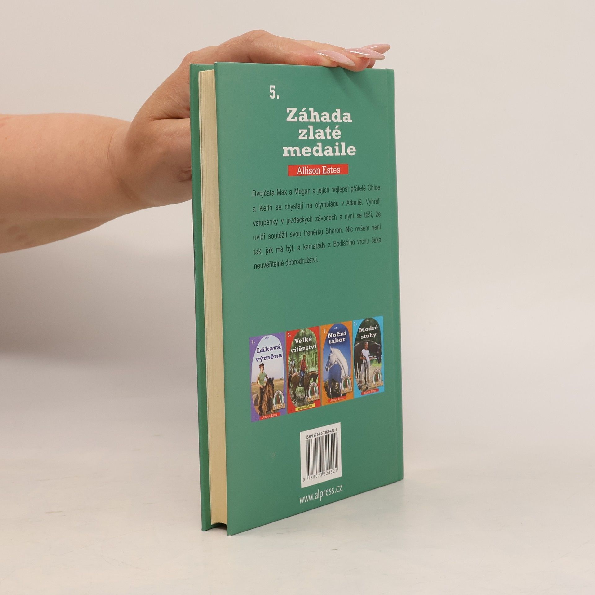 Allison Estes Stříbrné podkovy. 5, Záhada zlaté medaile