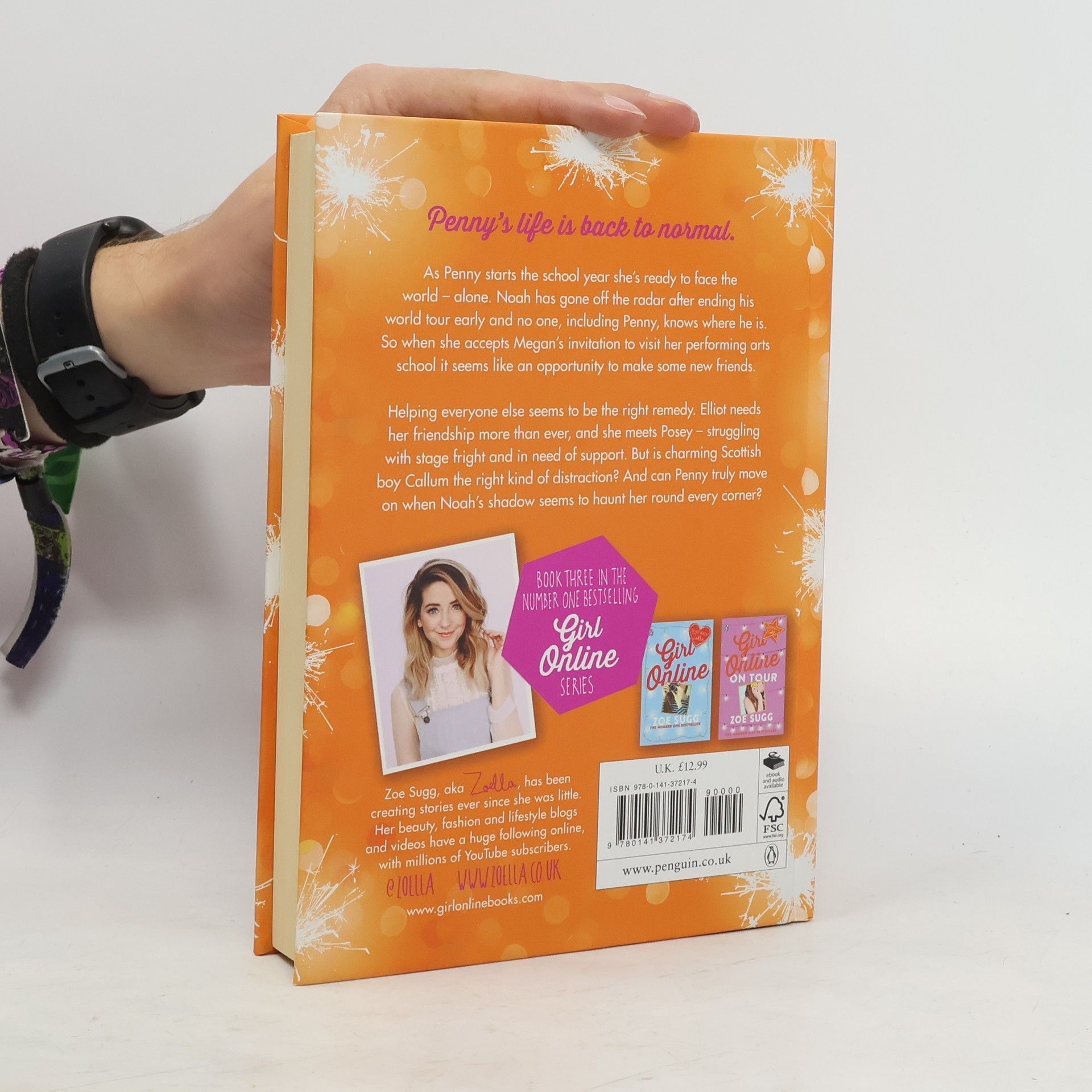 Zoe Sugg Girl Online. Going solo