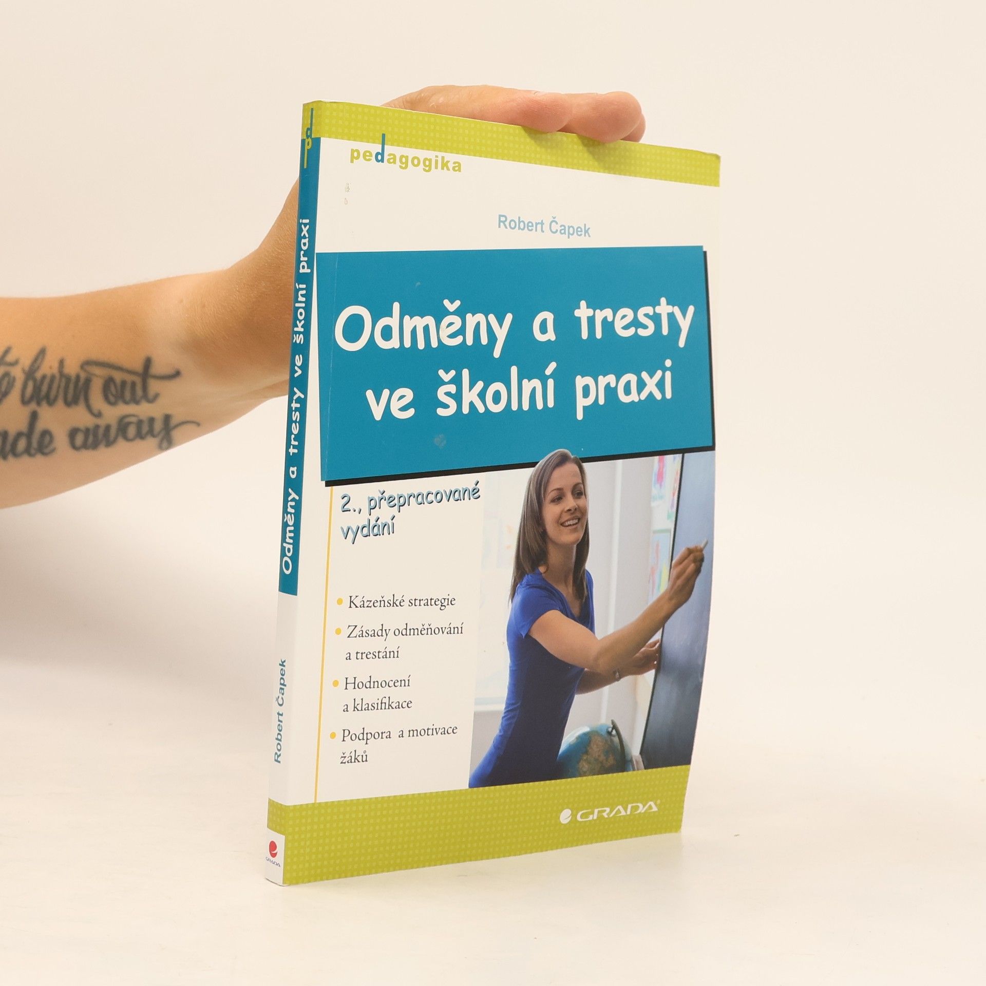 Robert Čapek Odměny a tresty ve školní praxi