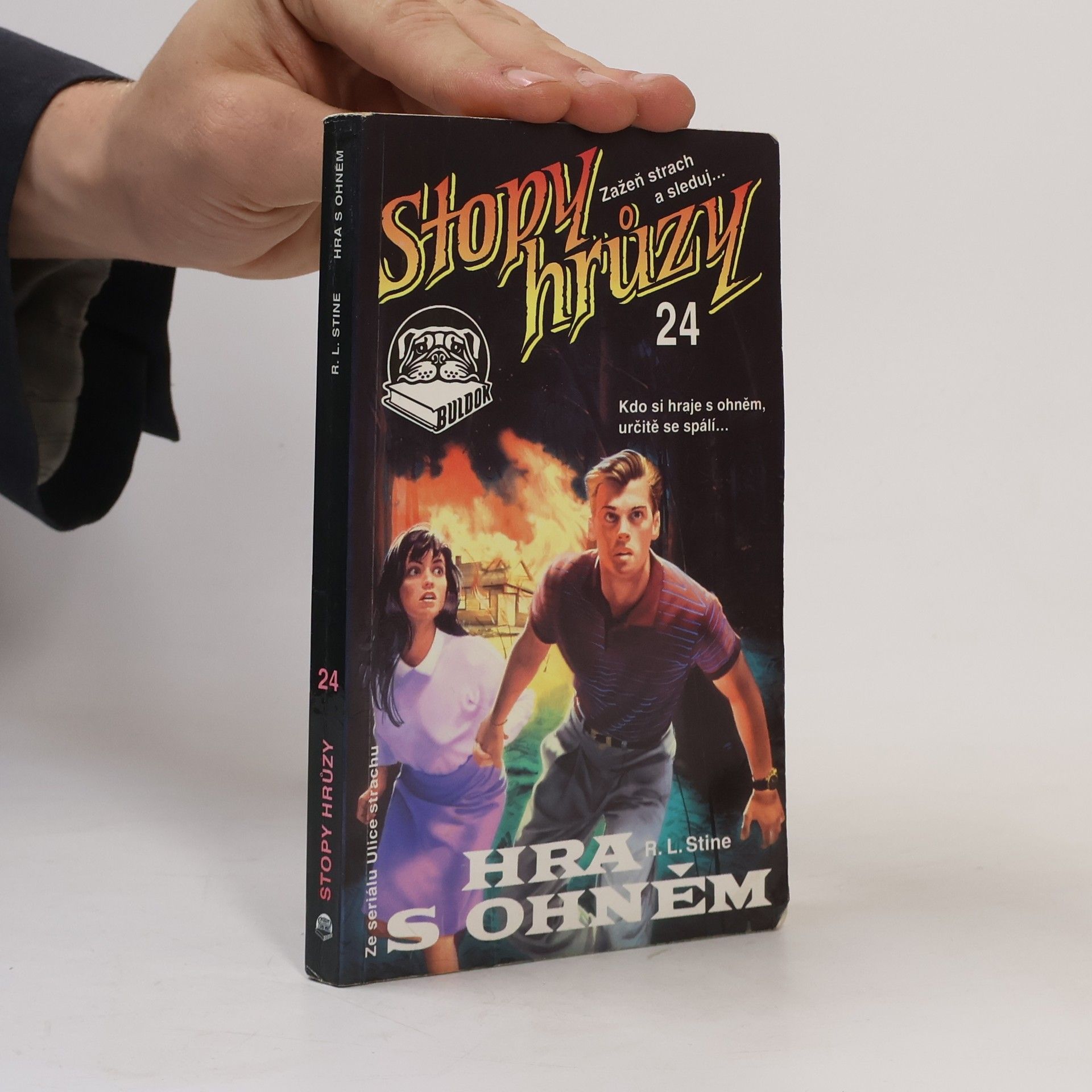 R. L. Stine Hra s ohněm