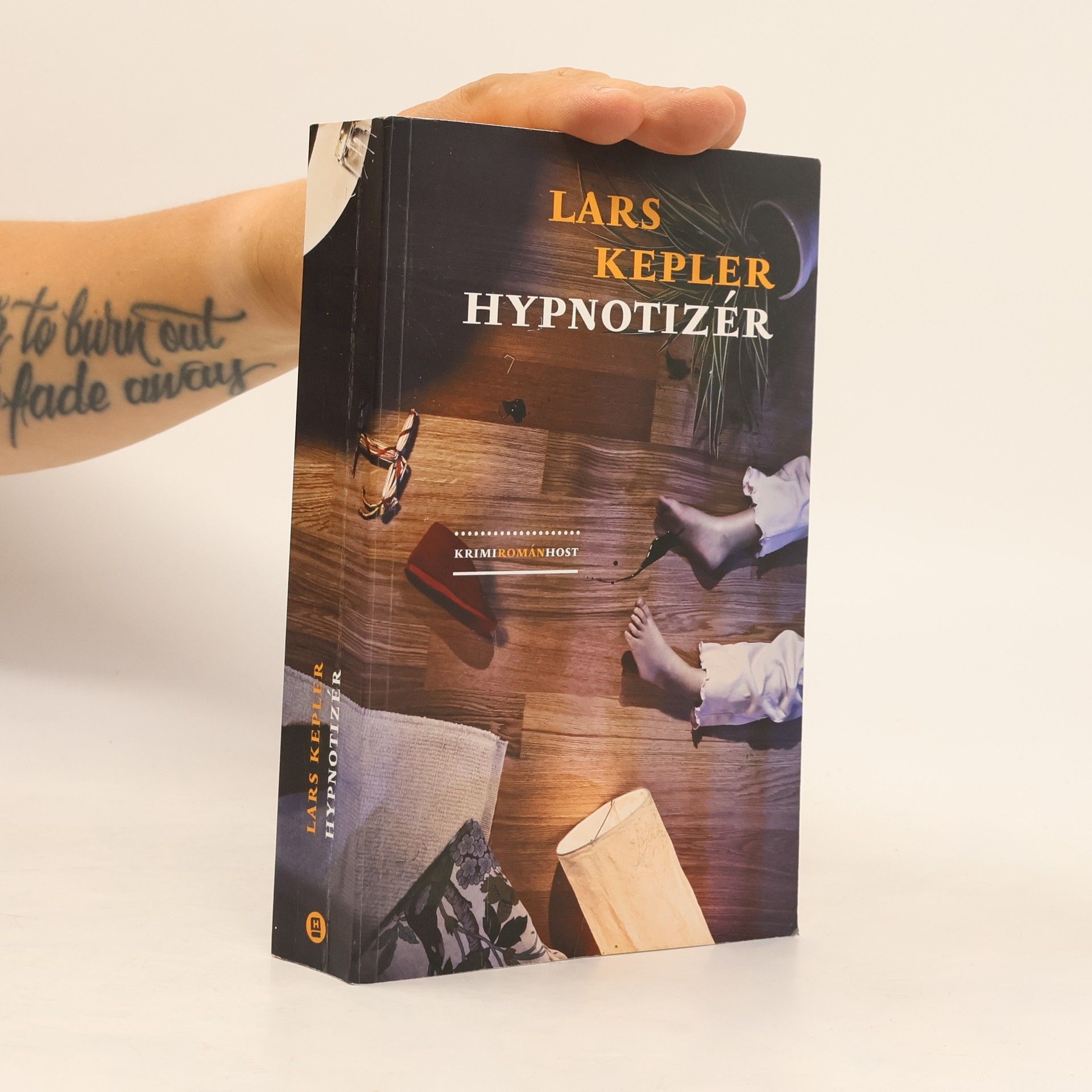 Lars Kepler Hypnotizér