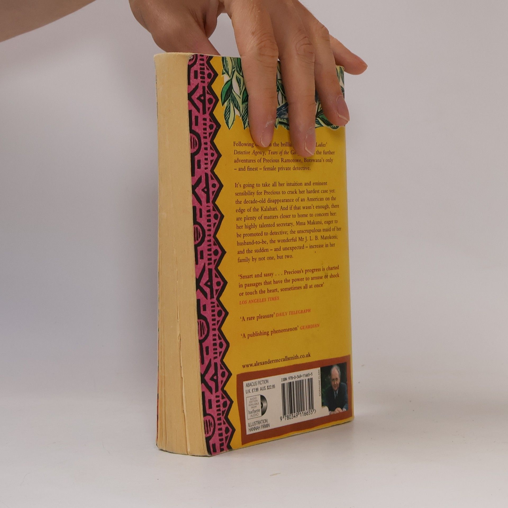 Alexander McCall Smith Tears of the giraffe