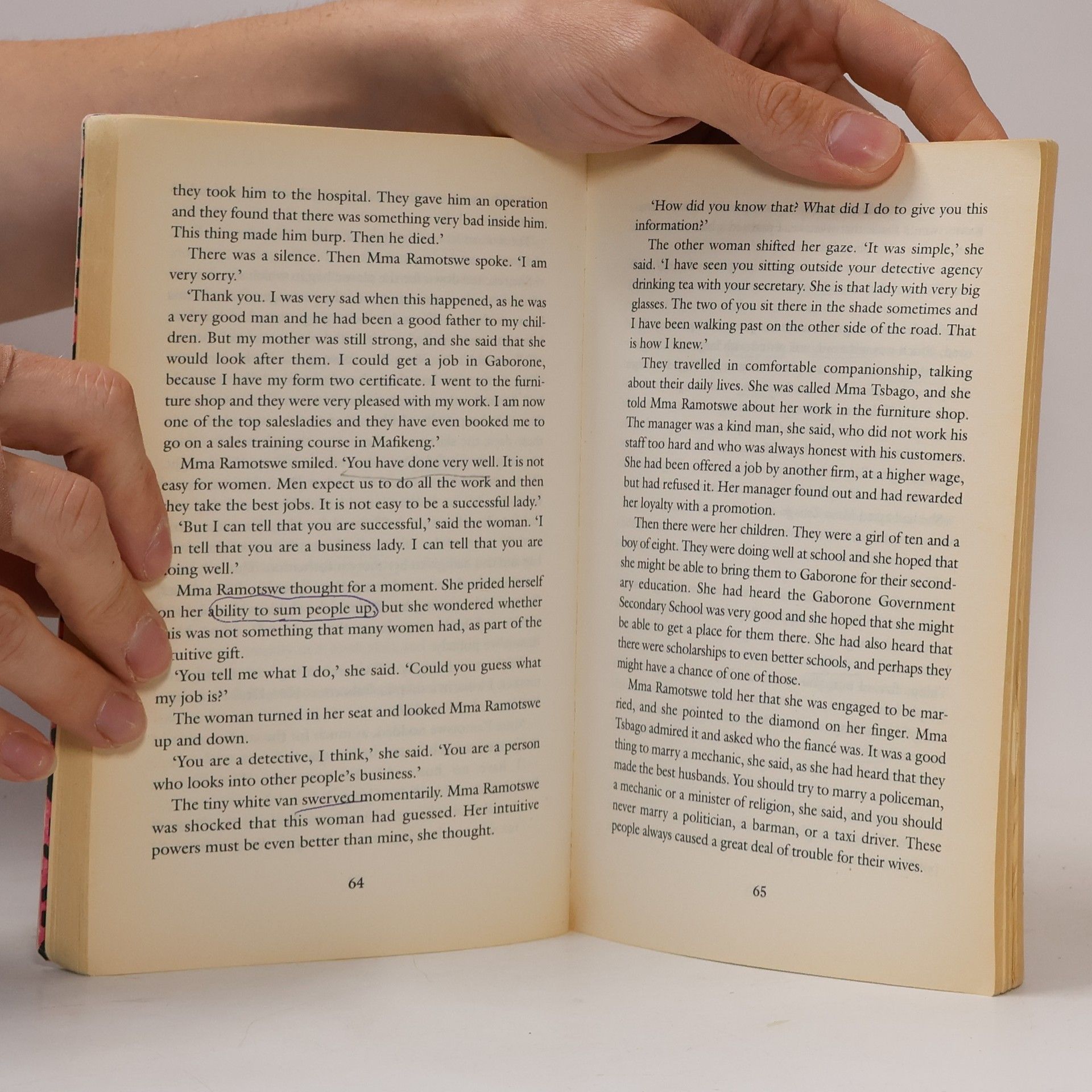 Alexander McCall Smith Tears of the giraffe