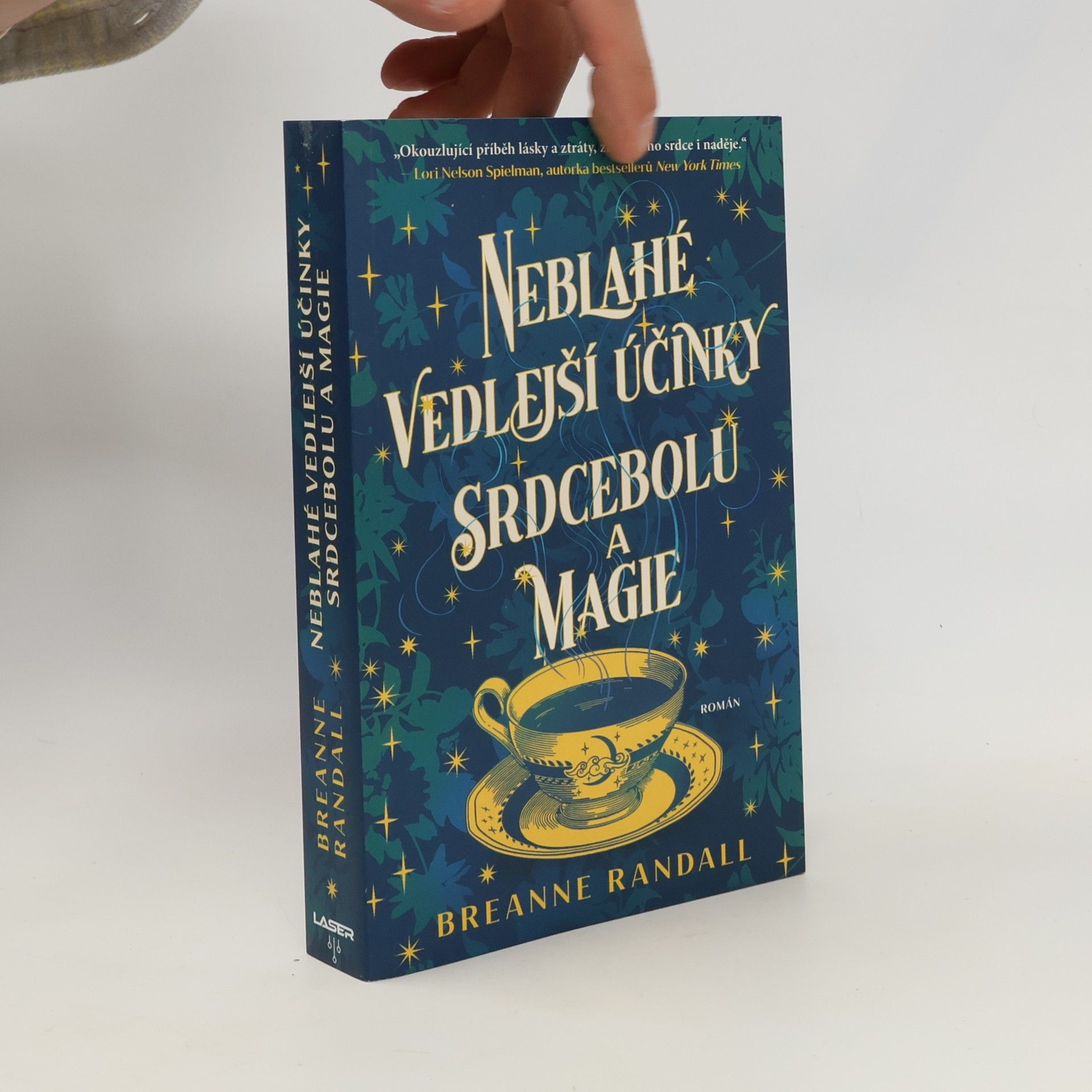 Breanne Randall Neblahé vedlejší účinky srdcebolu a magie
