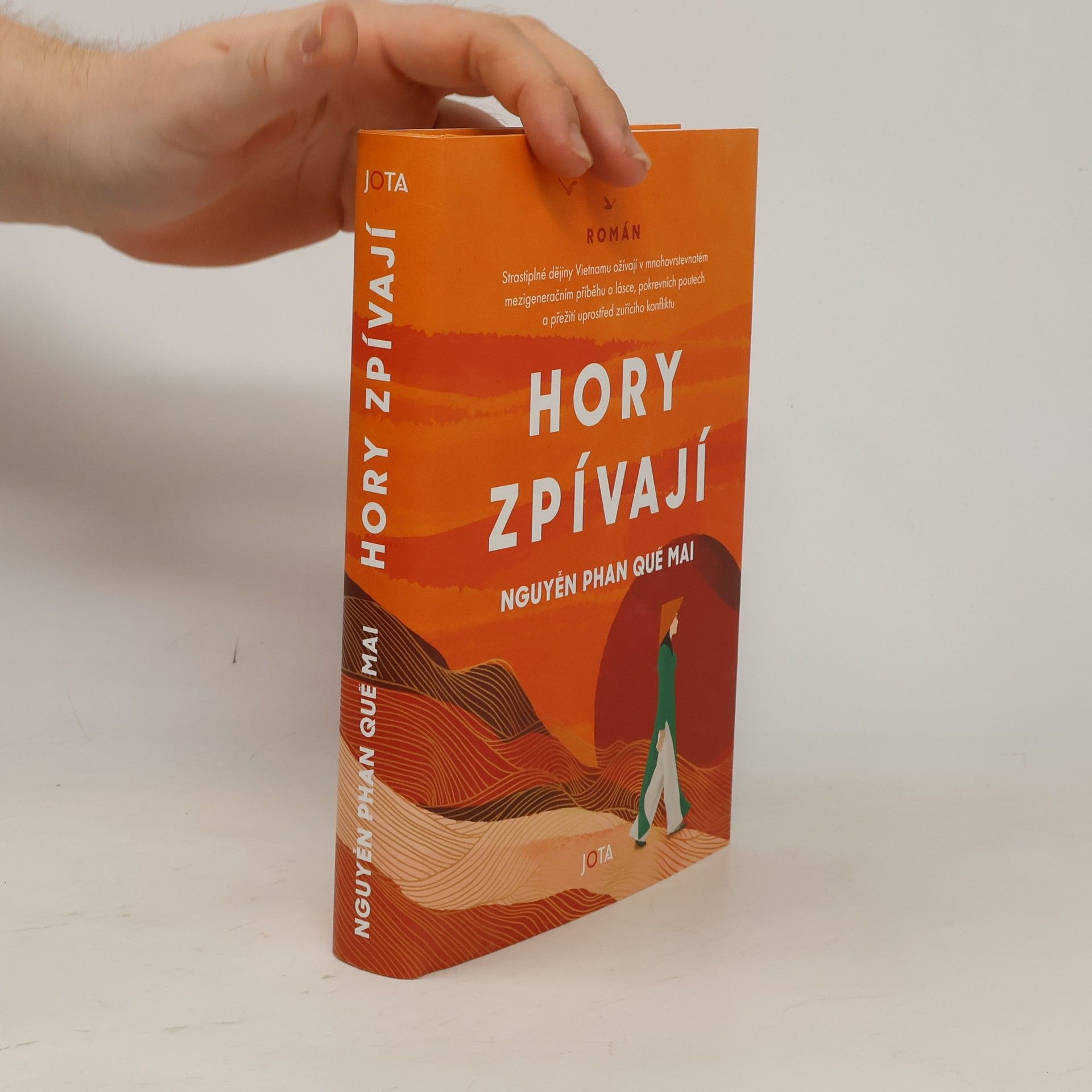 Nguyễn Phan Quế Mai Hory zpívají