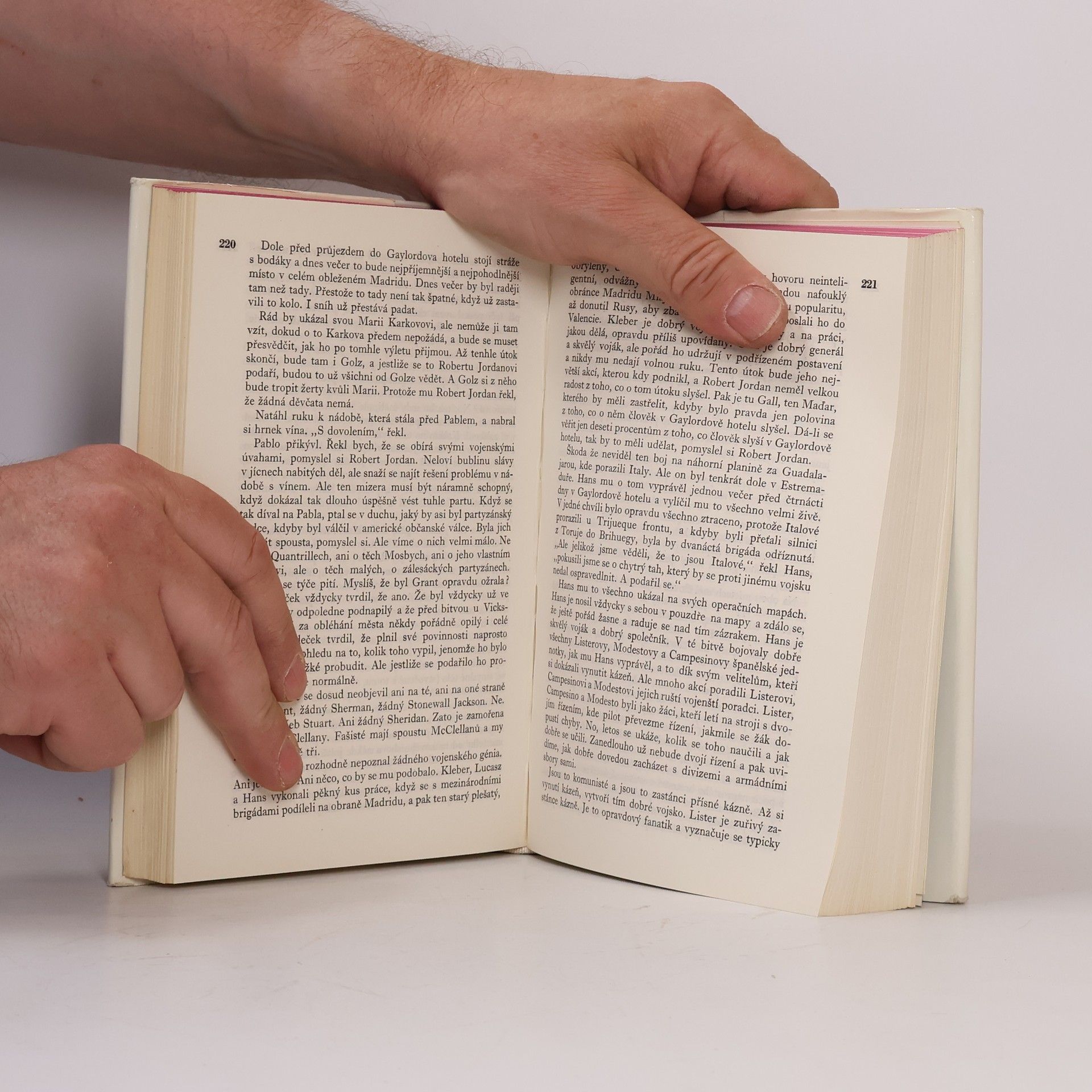 Ernest Hemingway Komu zvoní hrana
