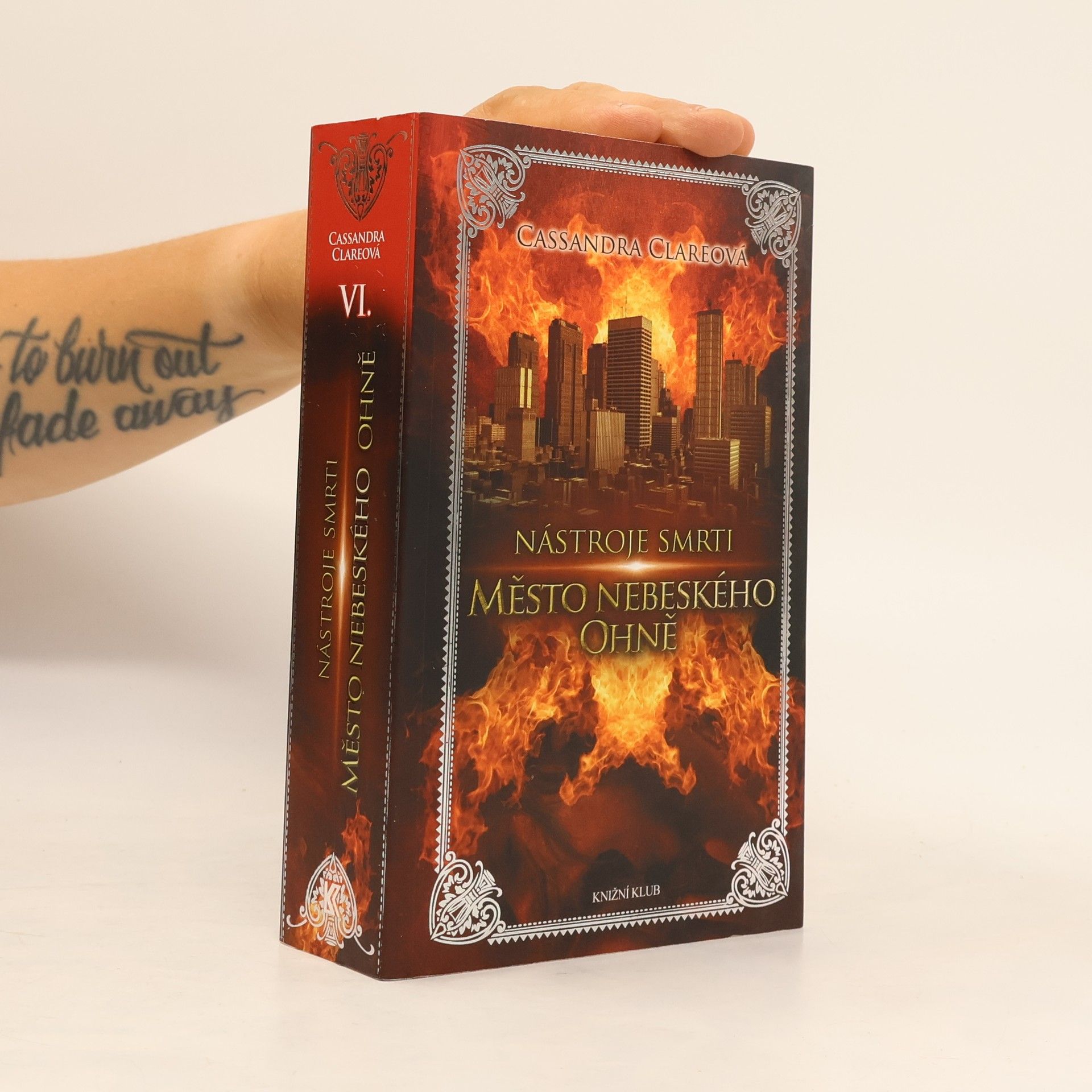 Cassandra Clare Nástroje smrti 6: Město nebeského ohně