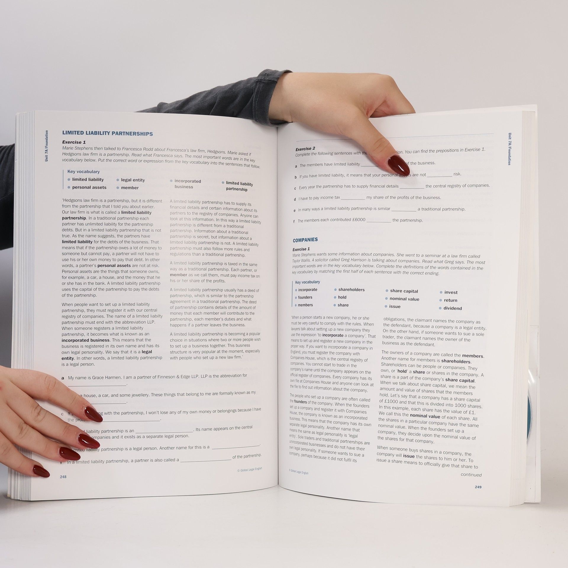 Catherine Mason The lawyer's English language : coursebook