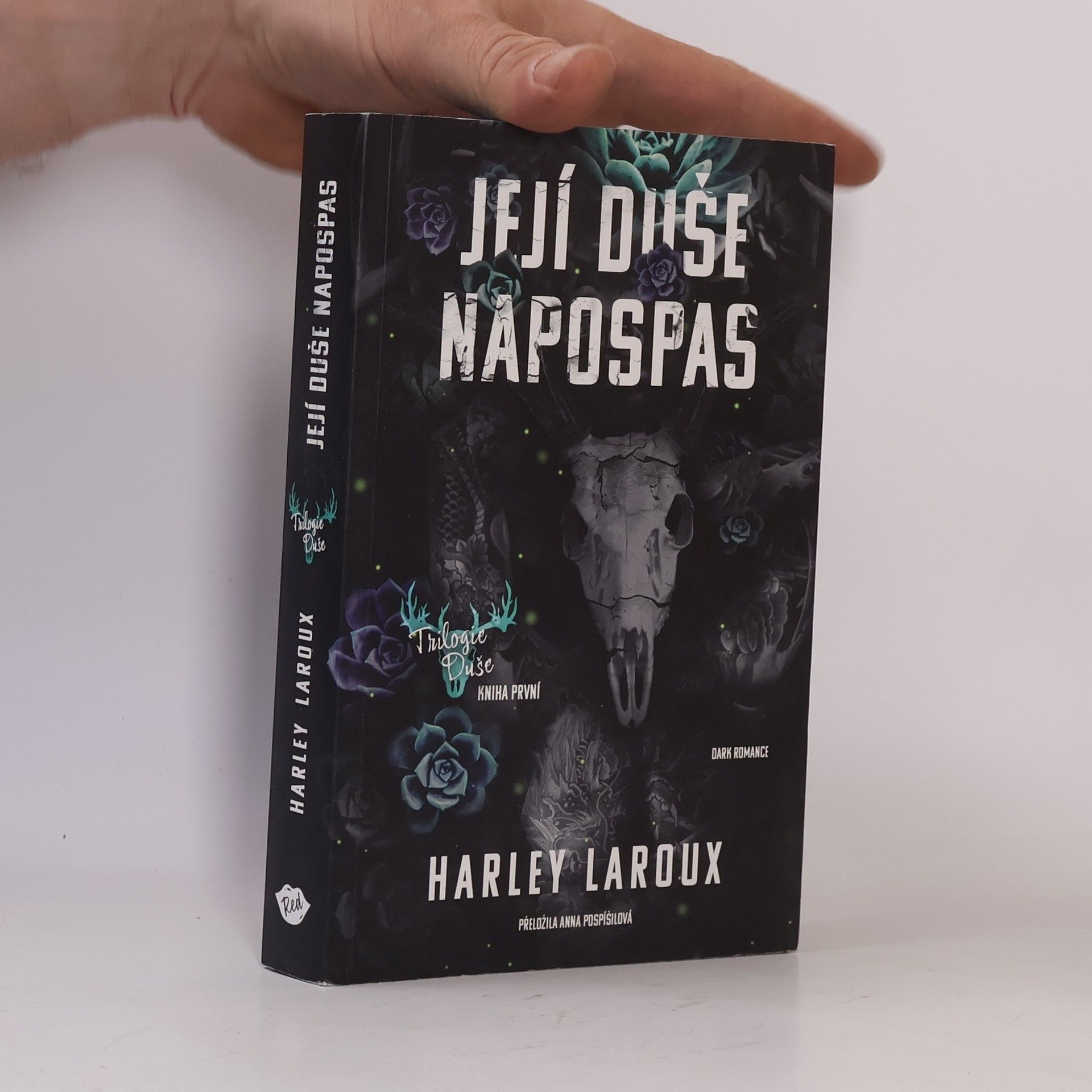 Harley Laroux Její duše napospas