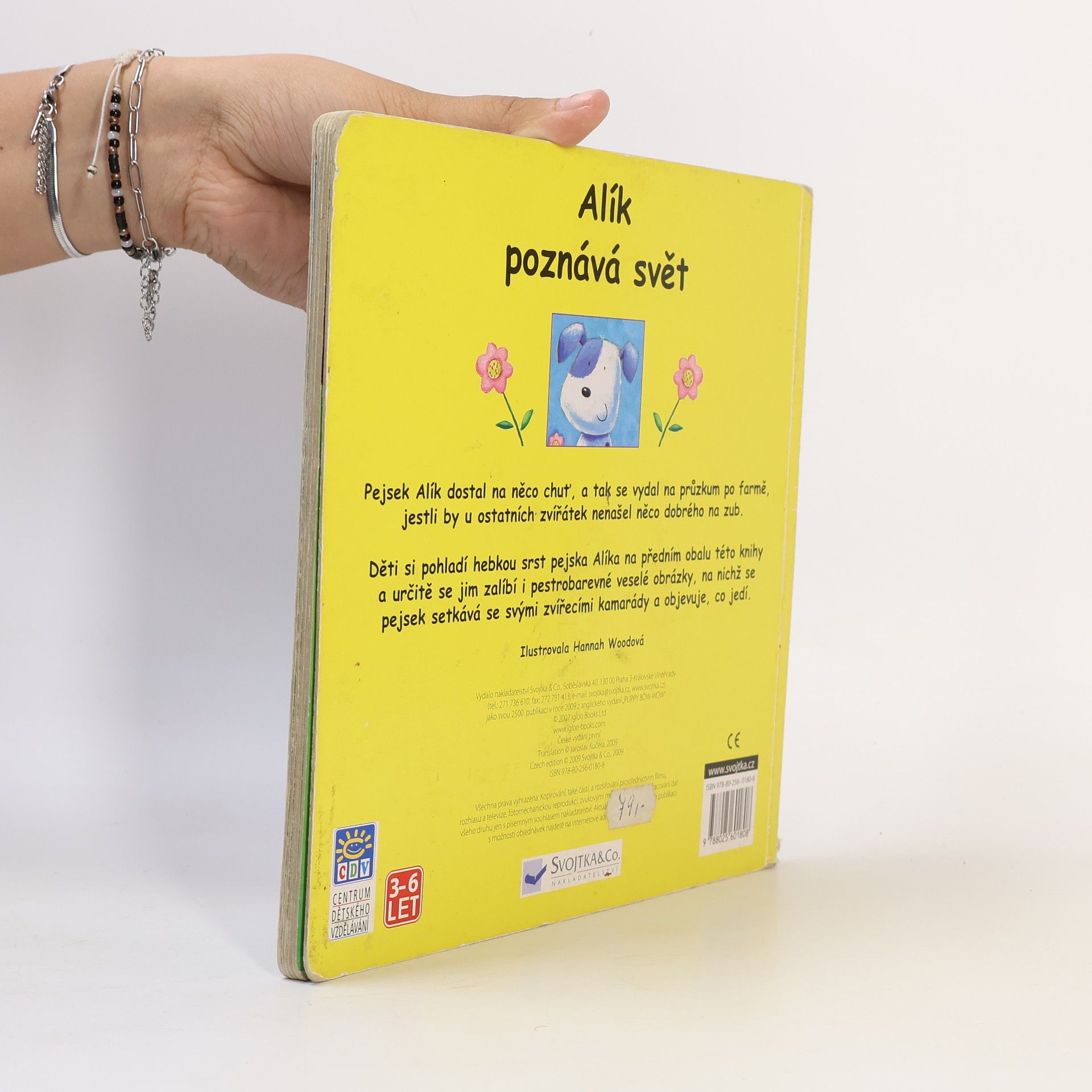 Hannah Wood Alík poznává svět