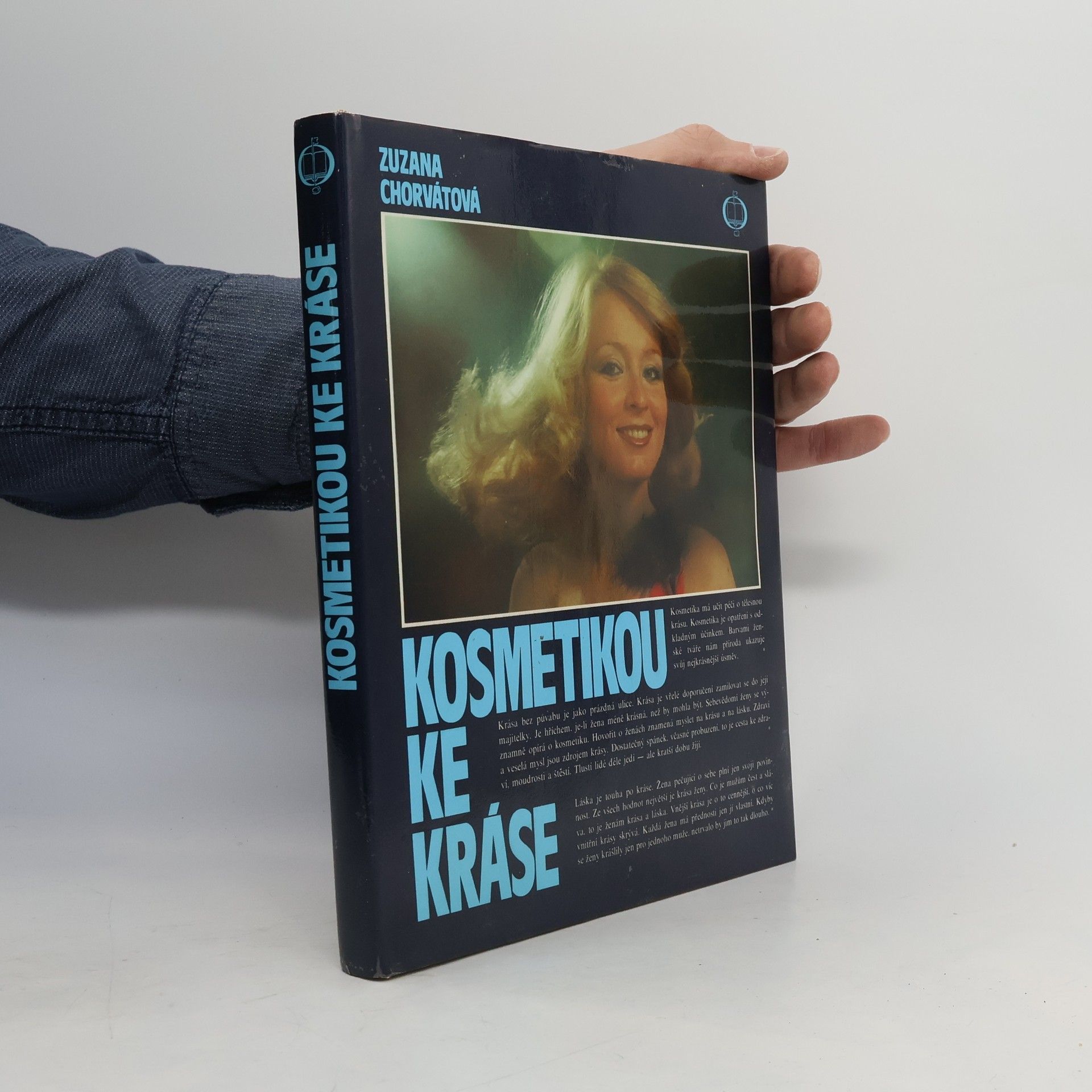 Kosmetikou ke kráse