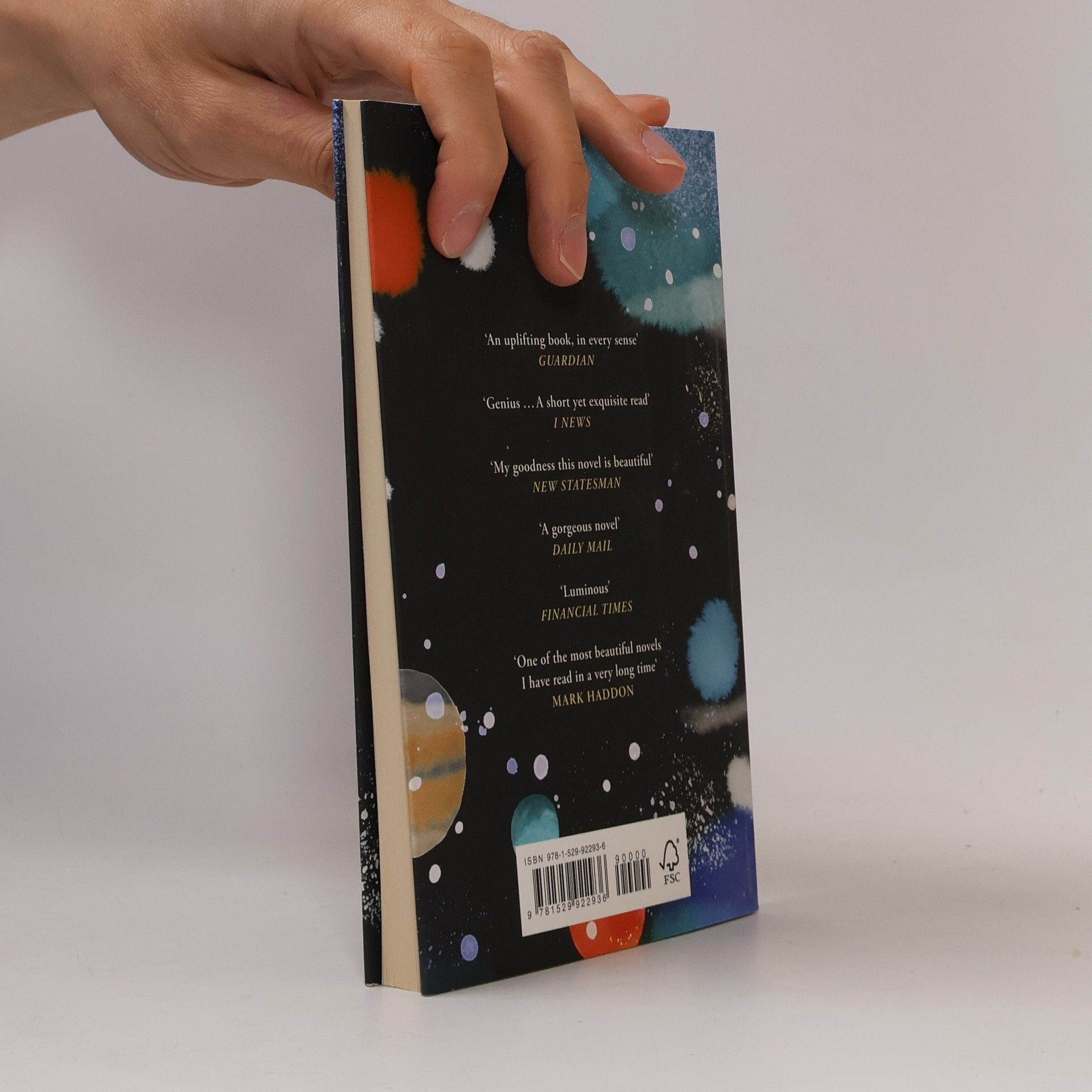Samantha Harvey Orbital