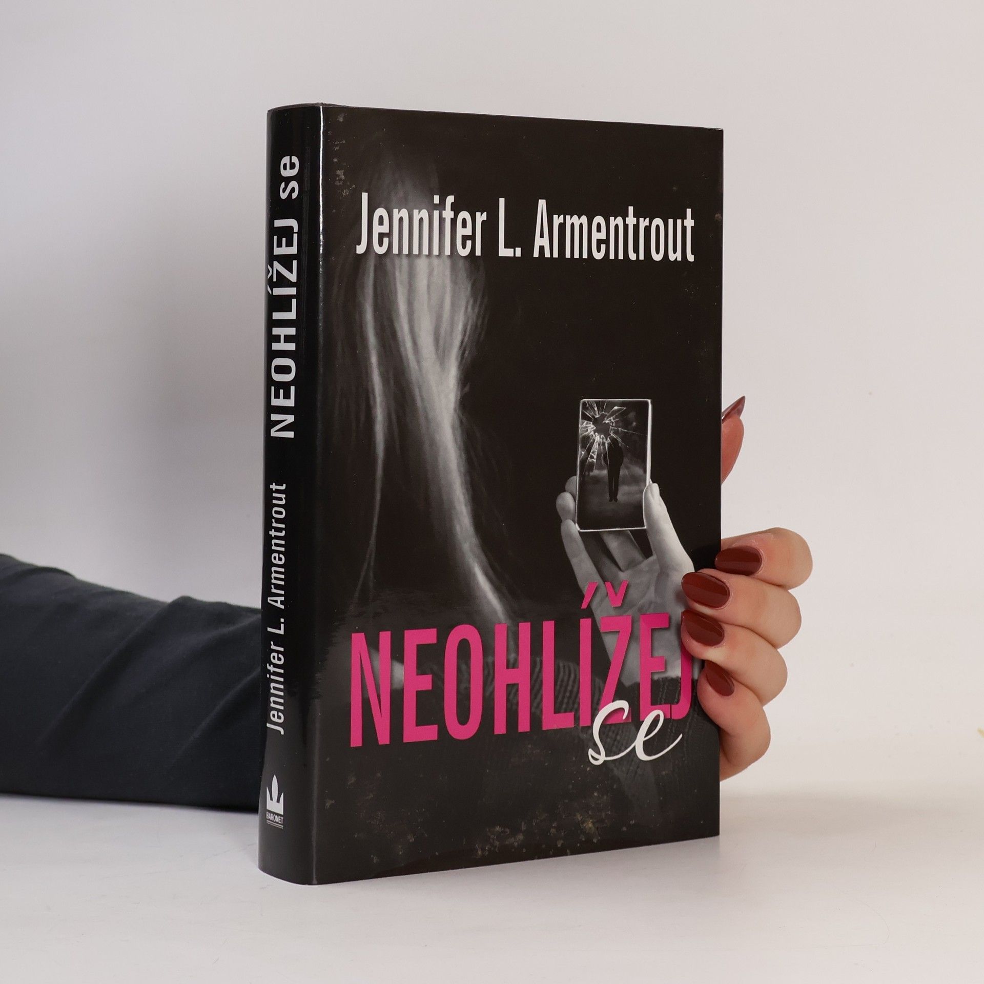 Jennifer L. Armentrout Neohlížej se