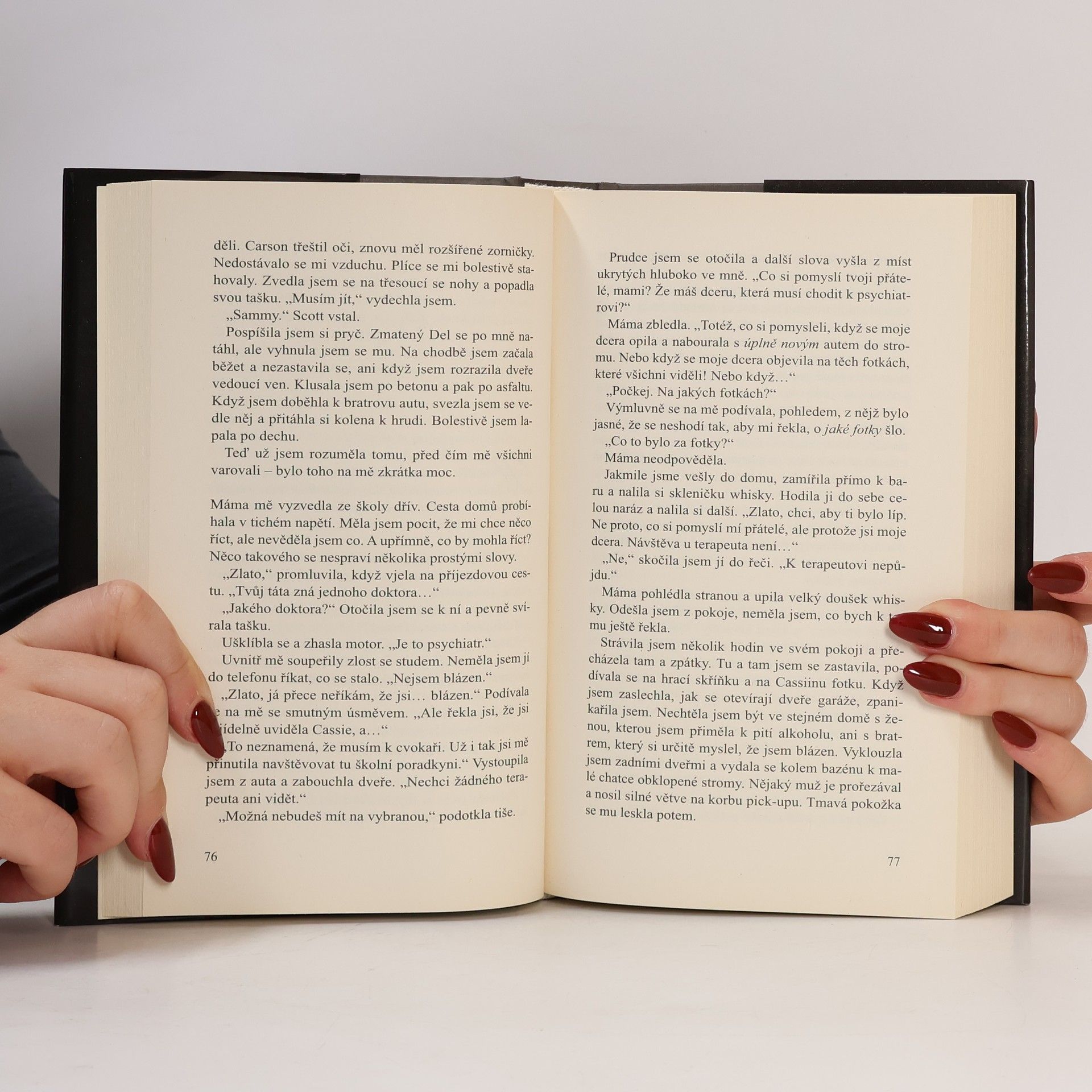 Jennifer L. Armentrout Neohlížej se