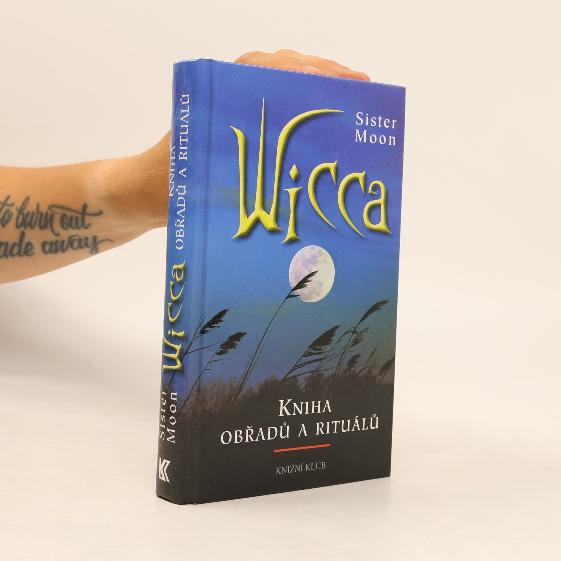 Sister Moon Wicca : kniha obřadů a rituálů
