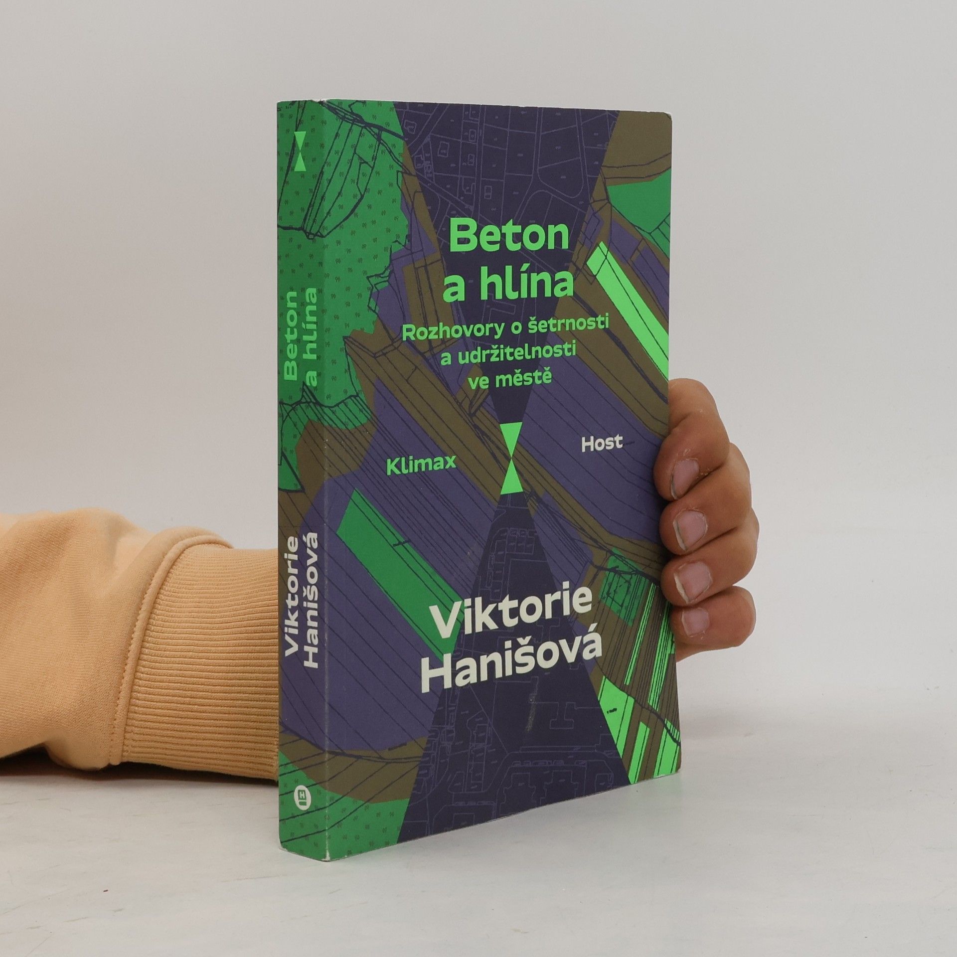 Viktorie Hanišová Beton a hlína