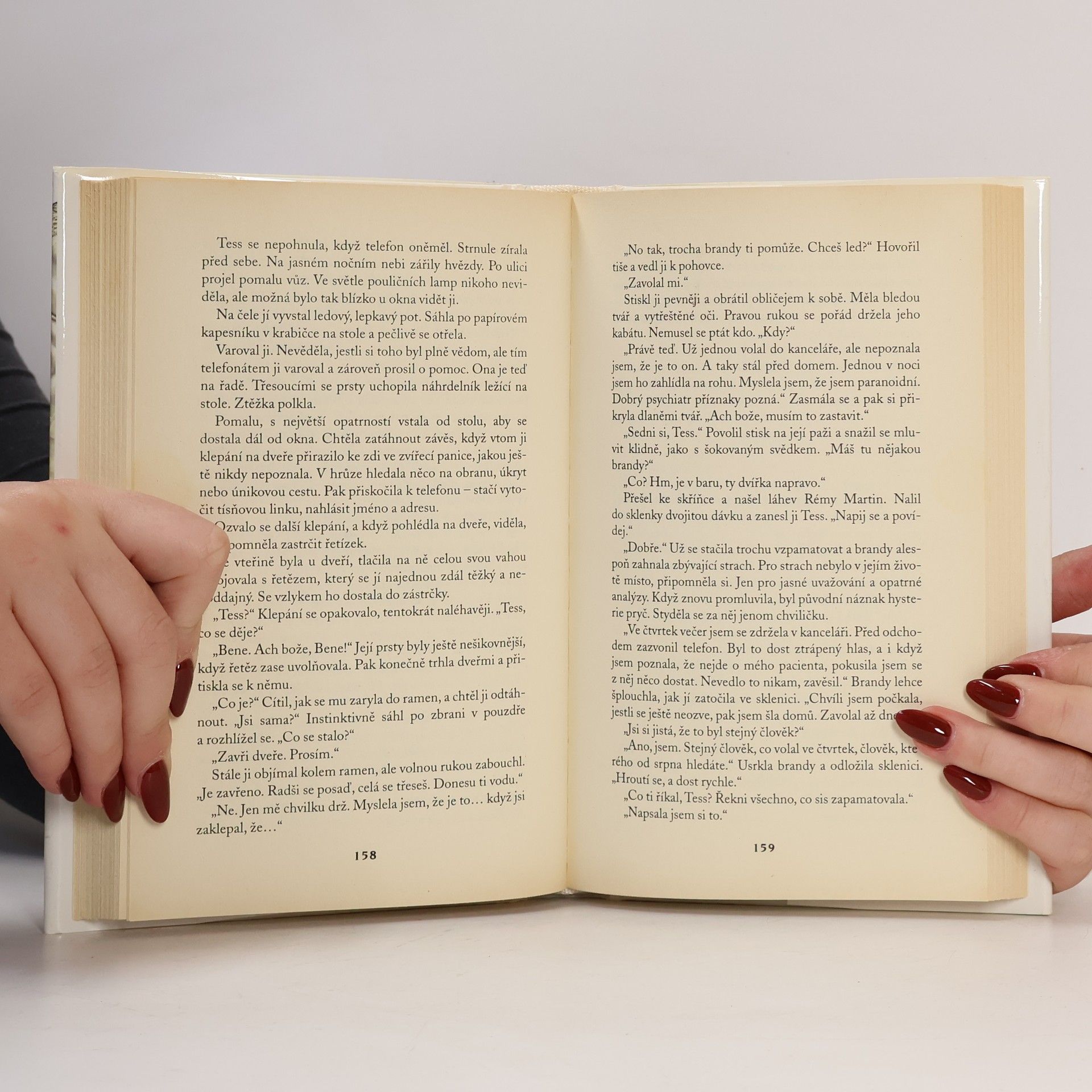 Nora Roberts Posvěcené zlo