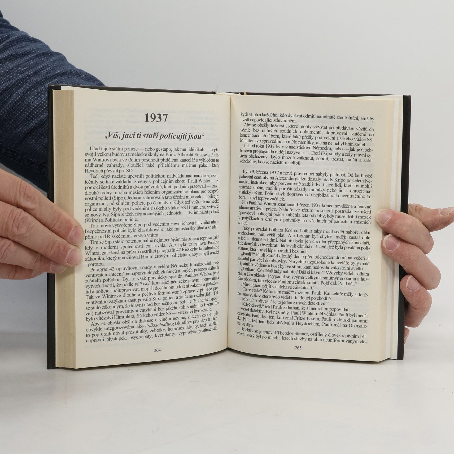 Len Deighton Wintrovi. Osudy jedné berlínské rodiny