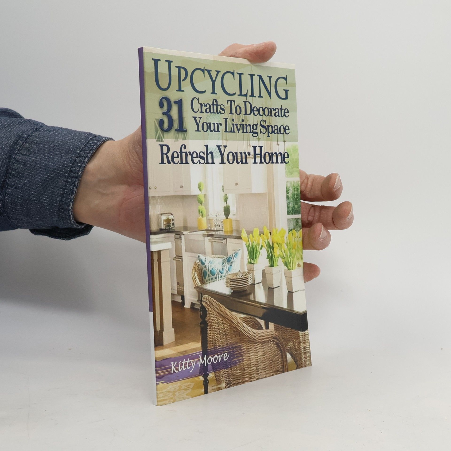 Kitty Moore Upcycling
