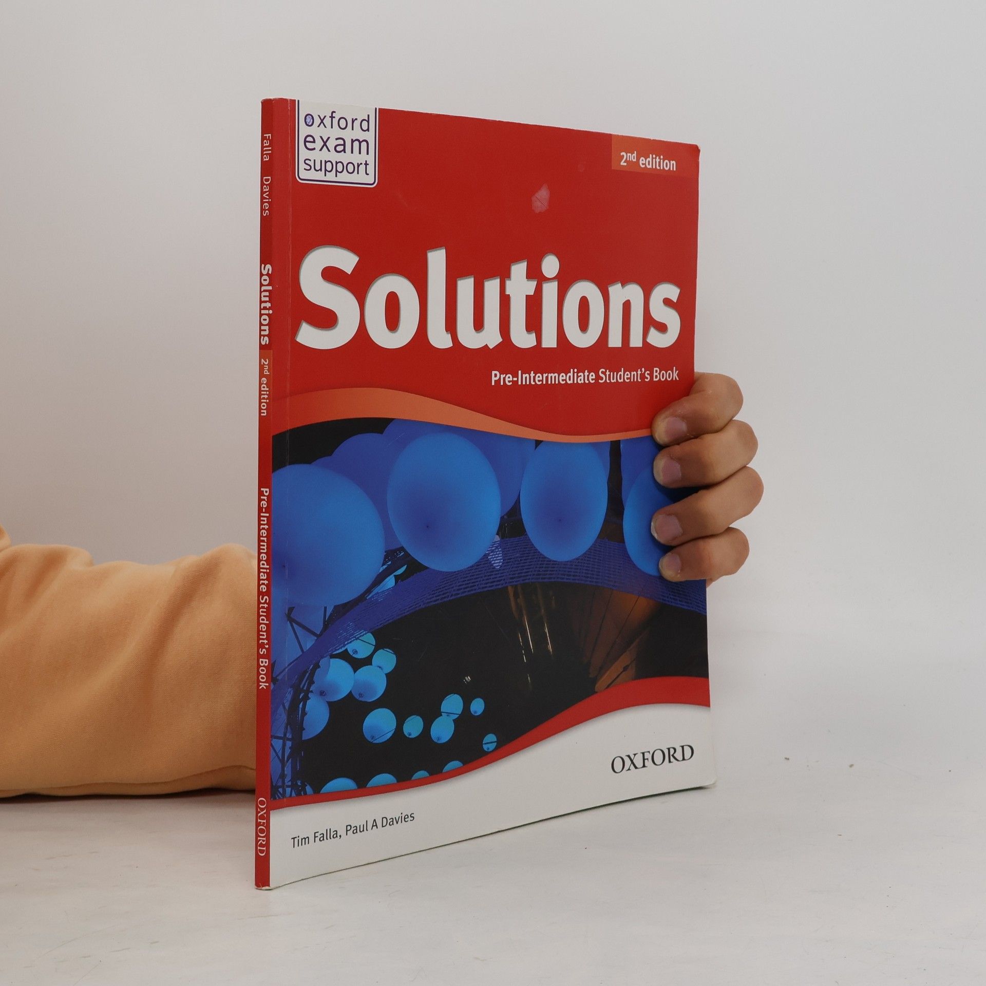 Paul A. Davies Solutions: Pre-Intermediate Student's Book