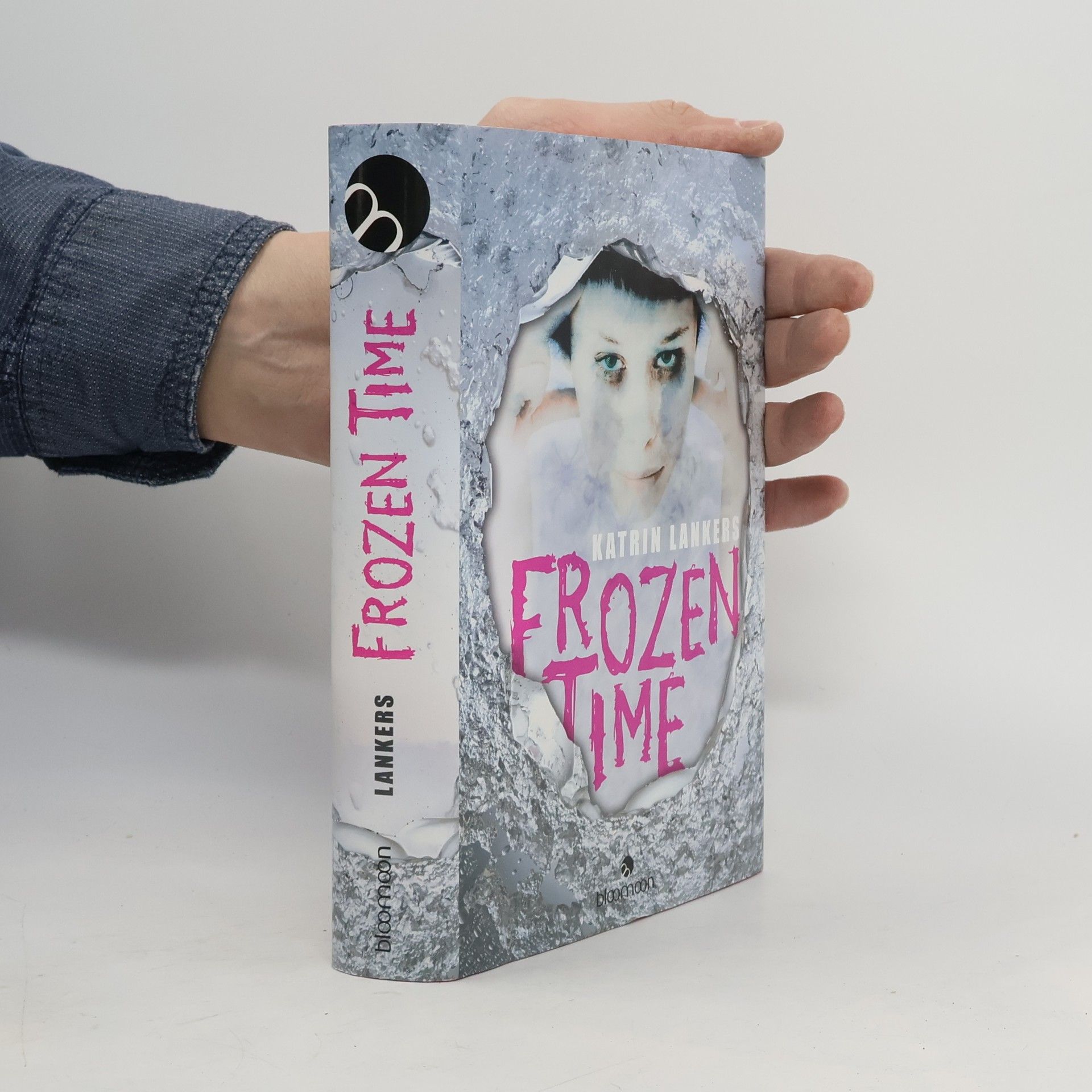 Katrin Lankers Frozen time