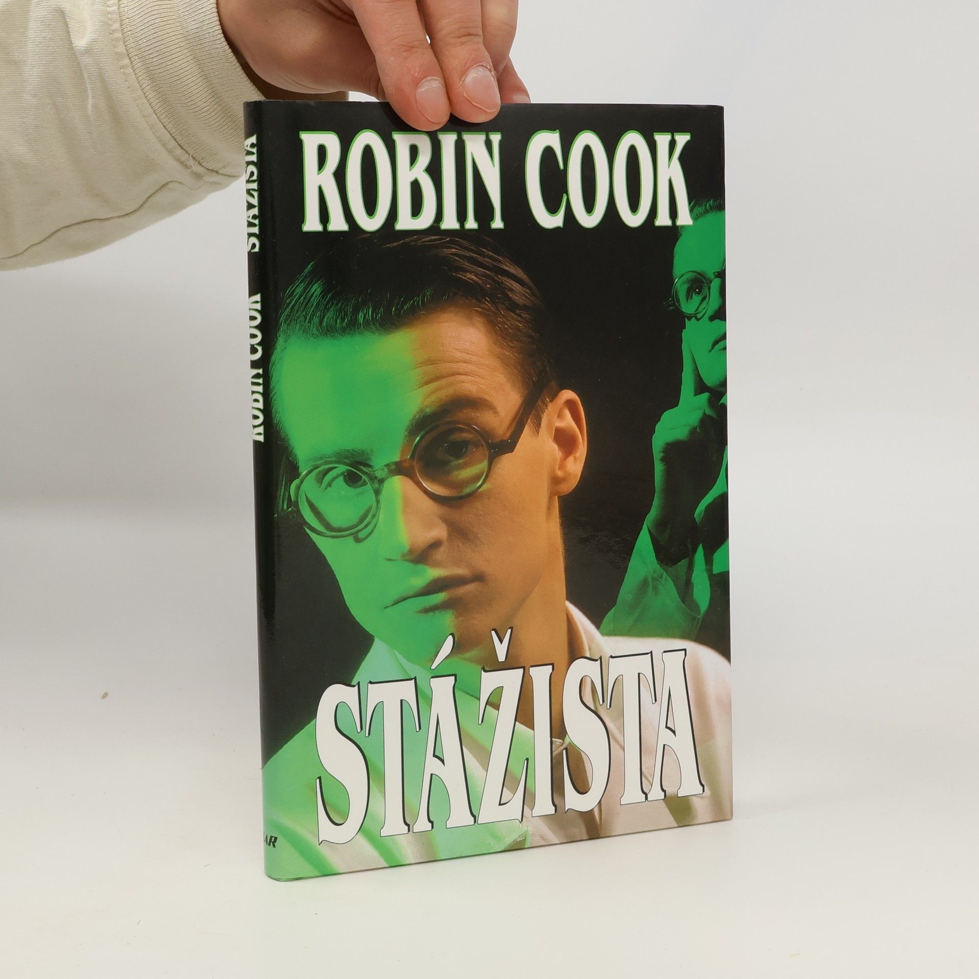 Robin Cook Stážista